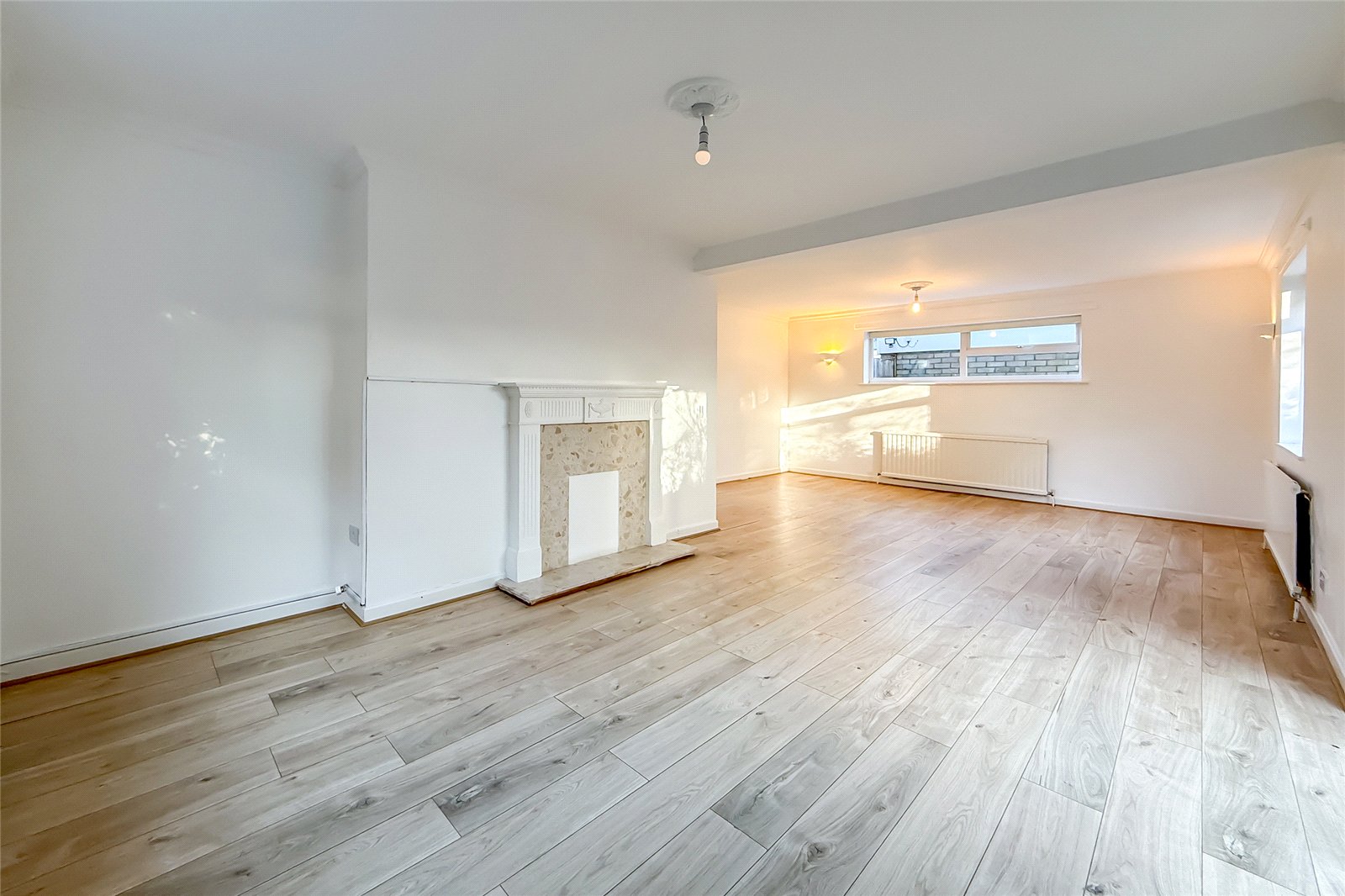 3 bed detached house for sale in Linden Crescent, St. Albans, Hertfordshire, AL1  - Property Image 3
