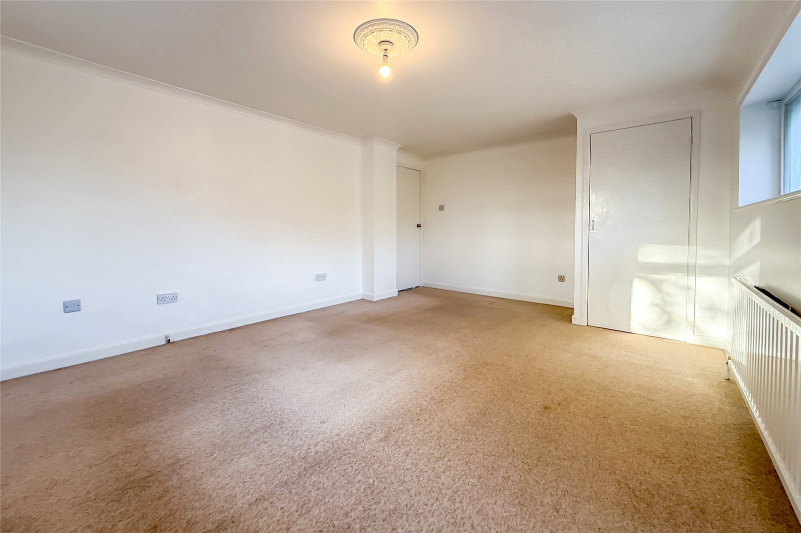3 bed detached house for sale in Linden Crescent, St. Albans, Hertfordshire, AL1  - Property Image 17