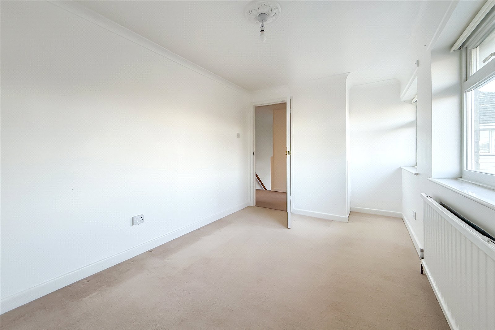 3 bed detached house for sale in Linden Crescent, St. Albans, Hertfordshire, AL1  - Property Image 19
