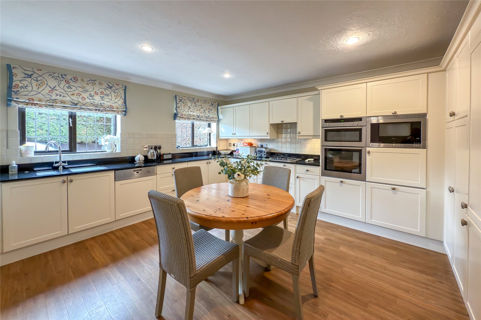 4 bed detached house for sale in Anvil Place, Watford Road, St. Albans, Hertfordshire, AL2  - Property Image 4