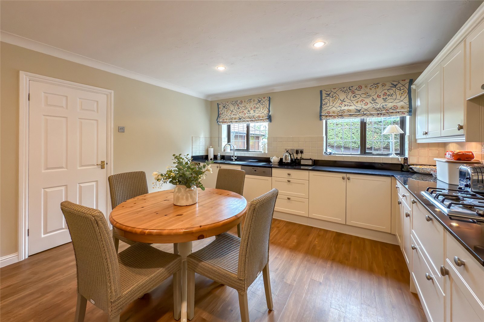 4 bed detached house for sale in Anvil Place, Watford Road, St. Albans, Hertfordshire, AL2  - Property Image 5