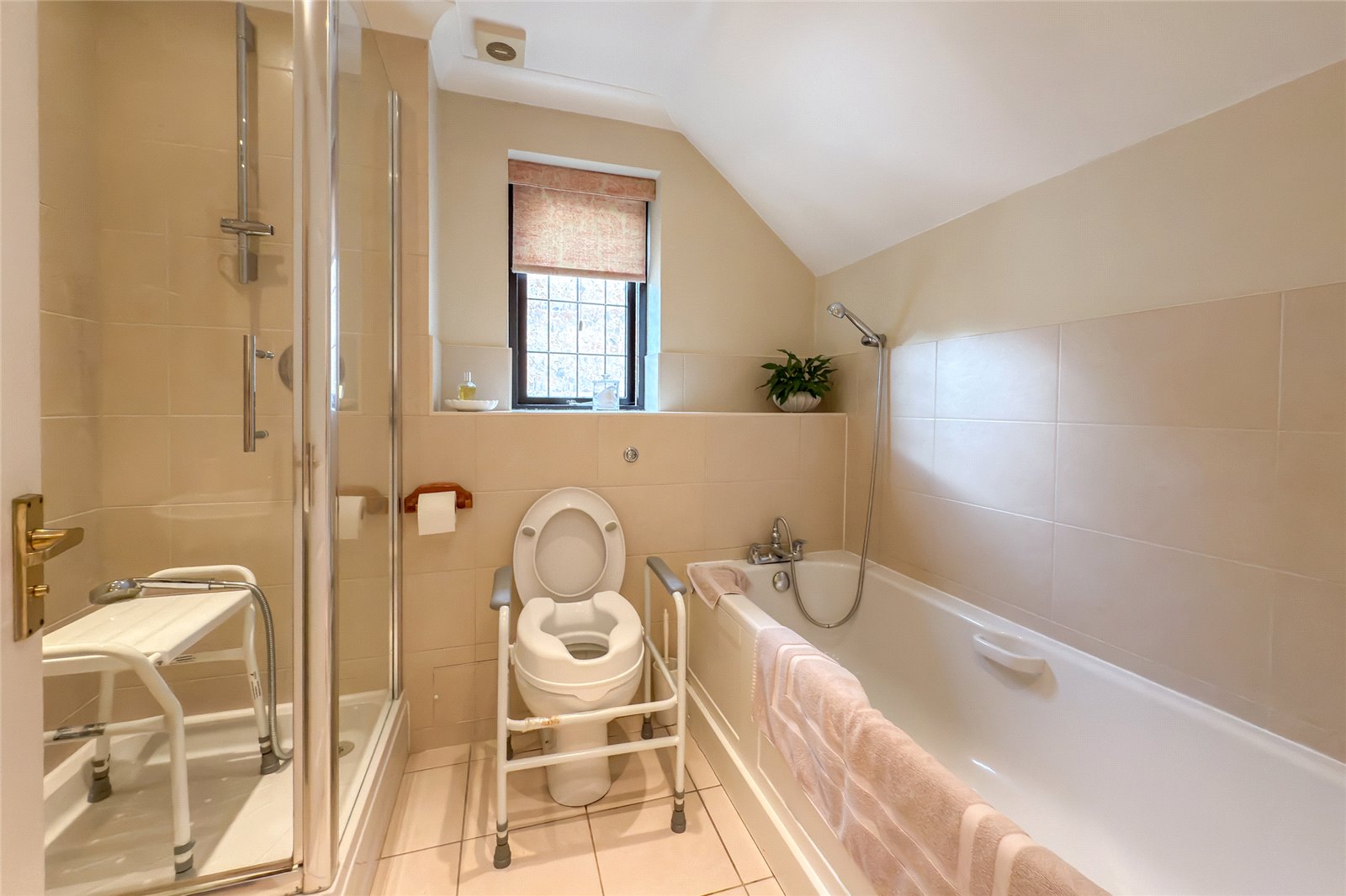 4 bed detached house for sale in Anvil Place, Watford Road, St. Albans, Hertfordshire, AL2  - Property Image 20