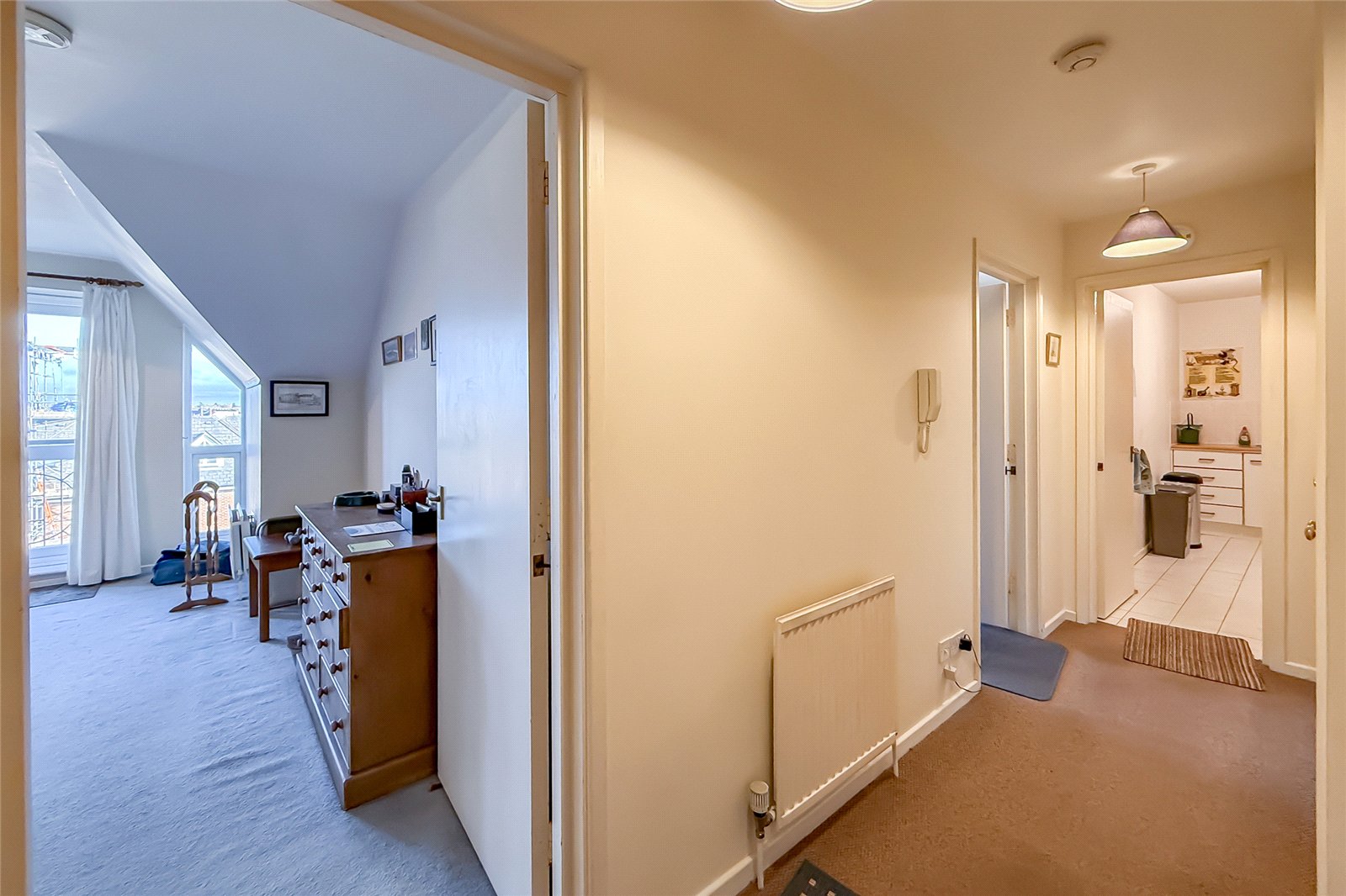 1 bed apartment for sale in Windsor Court, Park View Close, St. Albans, Hertfordshire, AL1 - Property Image 13