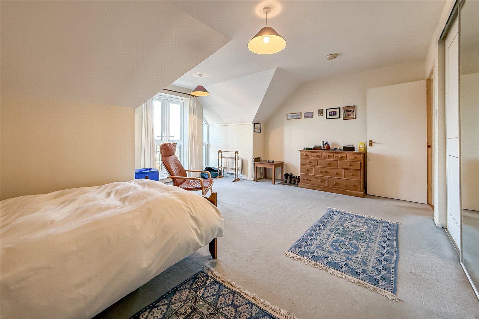 1 bed apartment for sale in Windsor Court, Park View Close, St. Albans, Hertfordshire, AL1 - Property Image 15