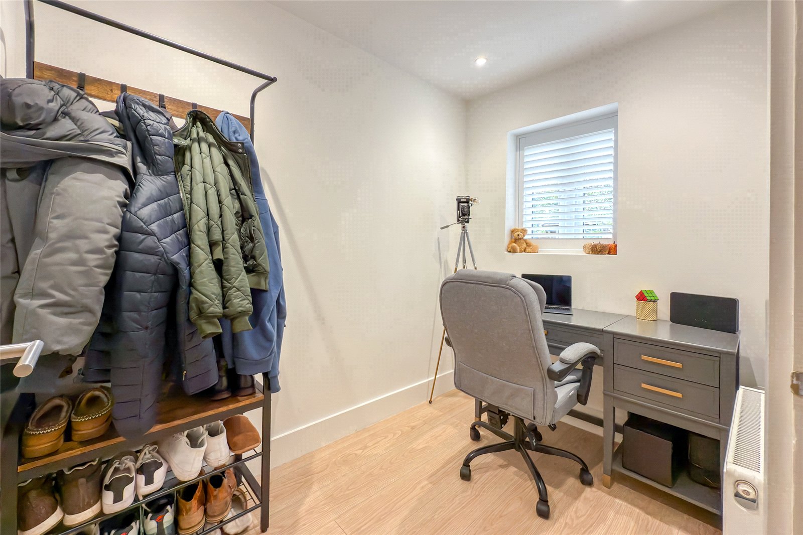 4 bed end of terrace house for sale in Chiswell Green Lane, Chiswell Green, St. Albans, Hertfordshire, AL2 - Property Image 5