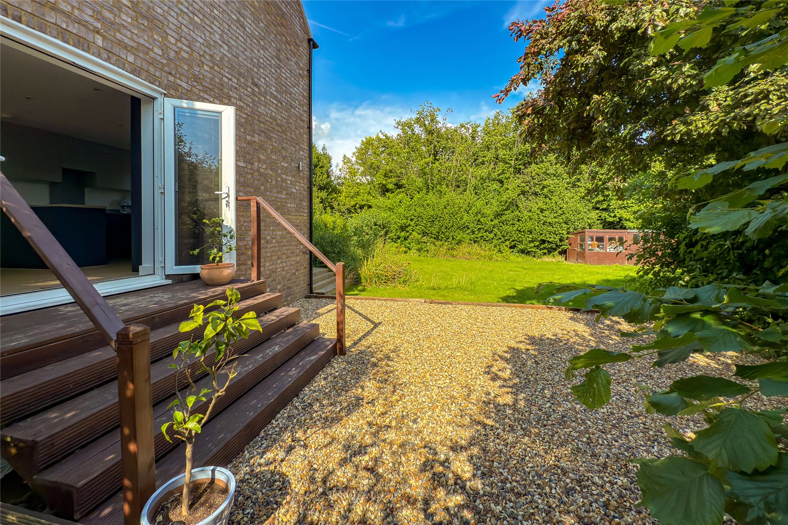 4 bed end of terrace house for sale in Chiswell Green Lane, Chiswell Green, St. Albans, Hertfordshire, AL2 - Property Image 12