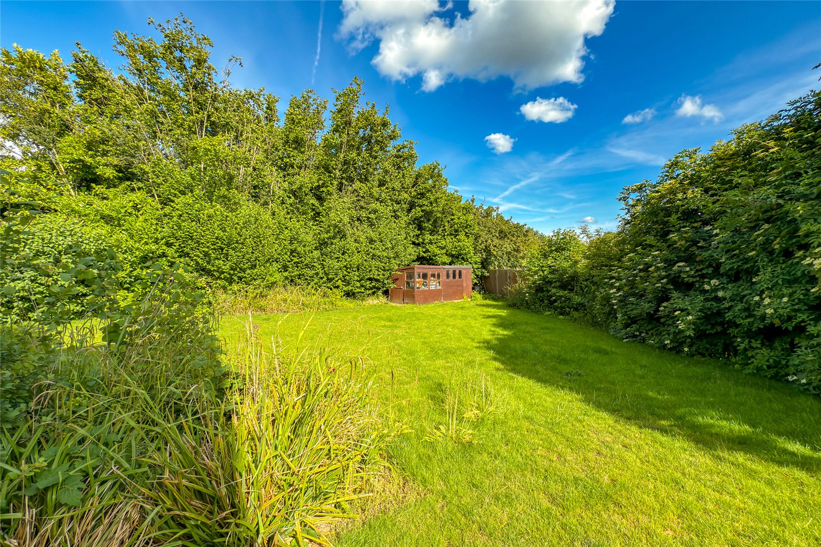 4 bed end of terrace house for sale in Chiswell Green Lane, Chiswell Green, St. Albans, Hertfordshire, AL2 - Property Image 14