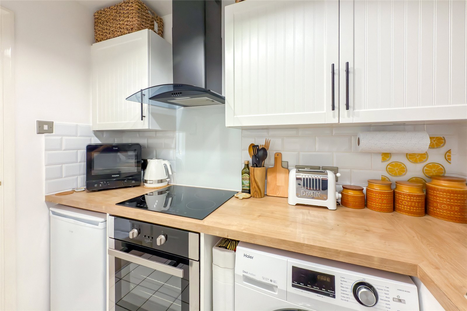 1 bed ground floor flat for sale in Syon Court, Park View Close, St. Albans, Hertfordshire, AL1  - Property Image 3