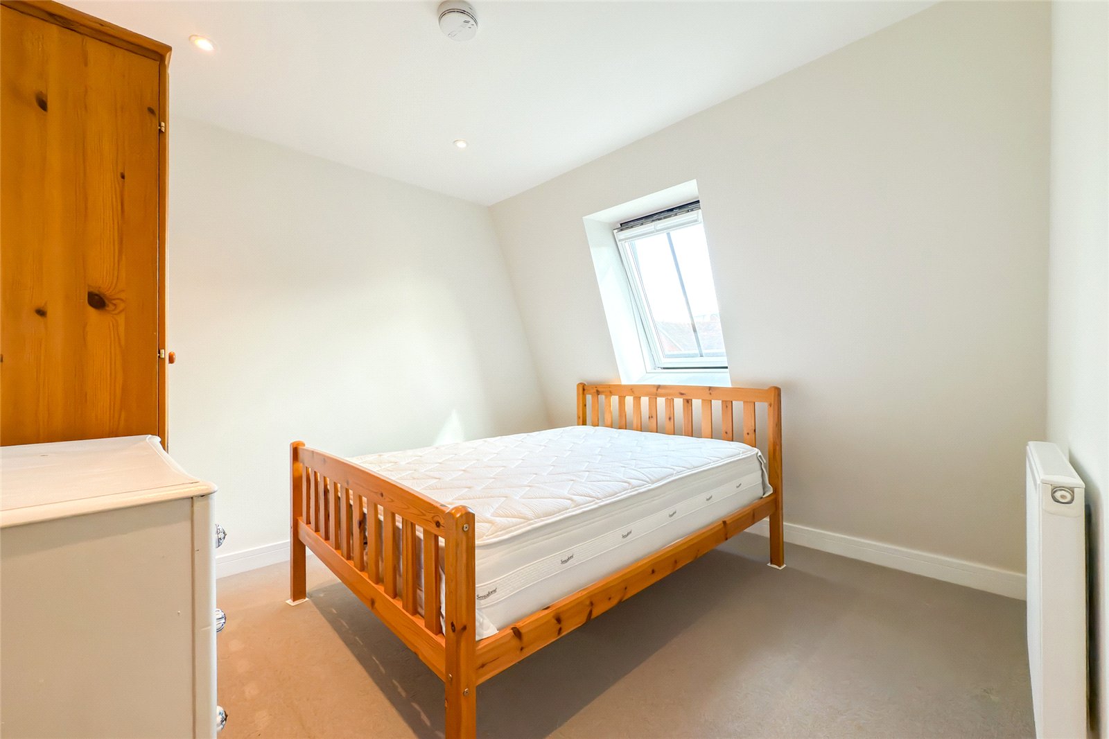 1 bed apartment for sale in Verulam Road, St. Albans, Hertfordshire, AL3 - Property Image 6