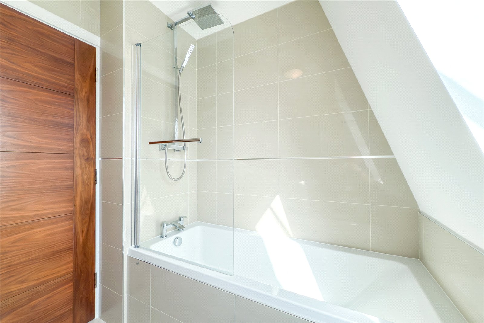 1 bed apartment for sale in Verulam Road, St. Albans, Hertfordshire, AL3 - Property Image 9