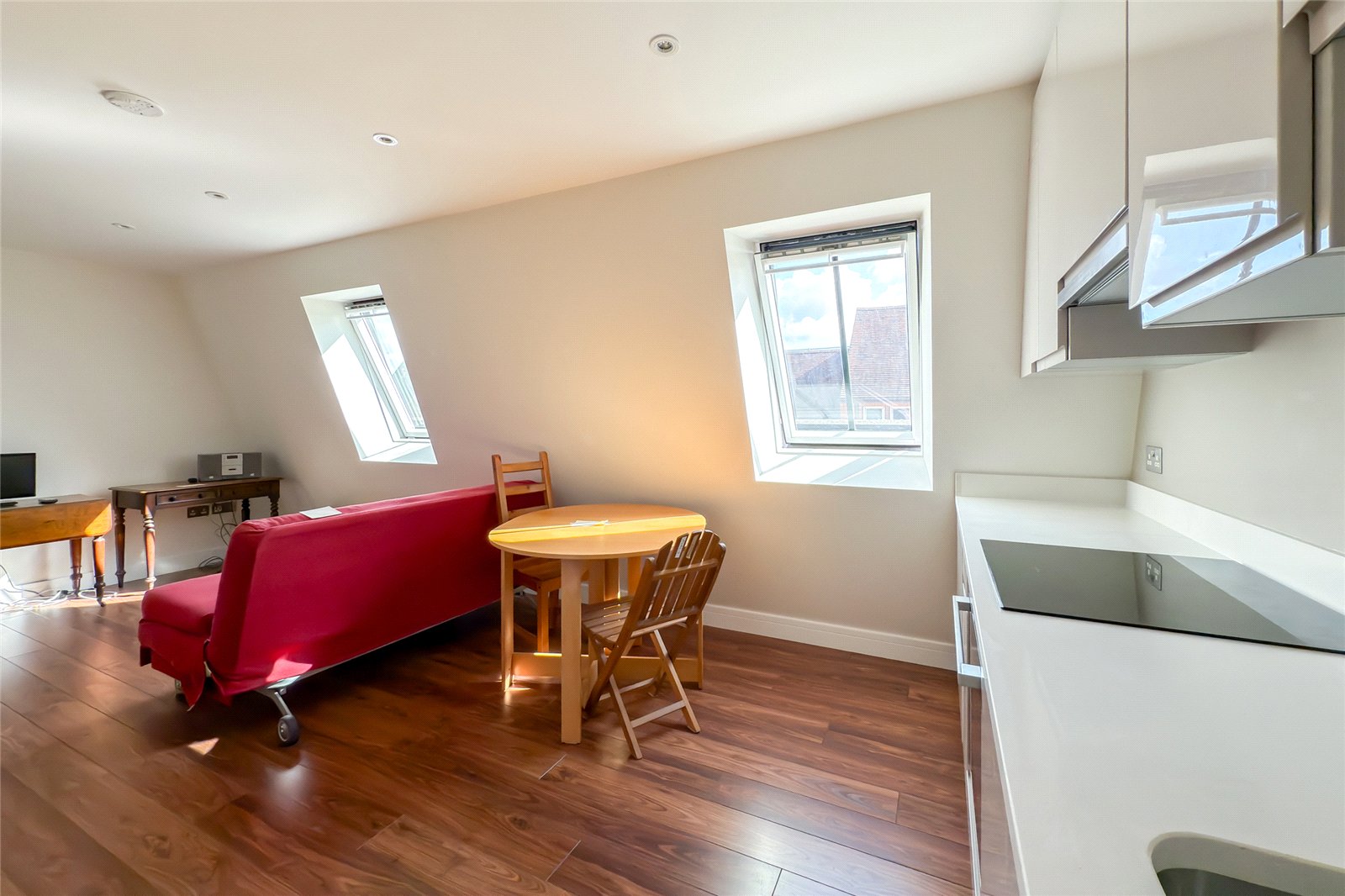 1 bed apartment for sale in Verulam Road, St. Albans, Hertfordshire, AL3 - Property Image 10