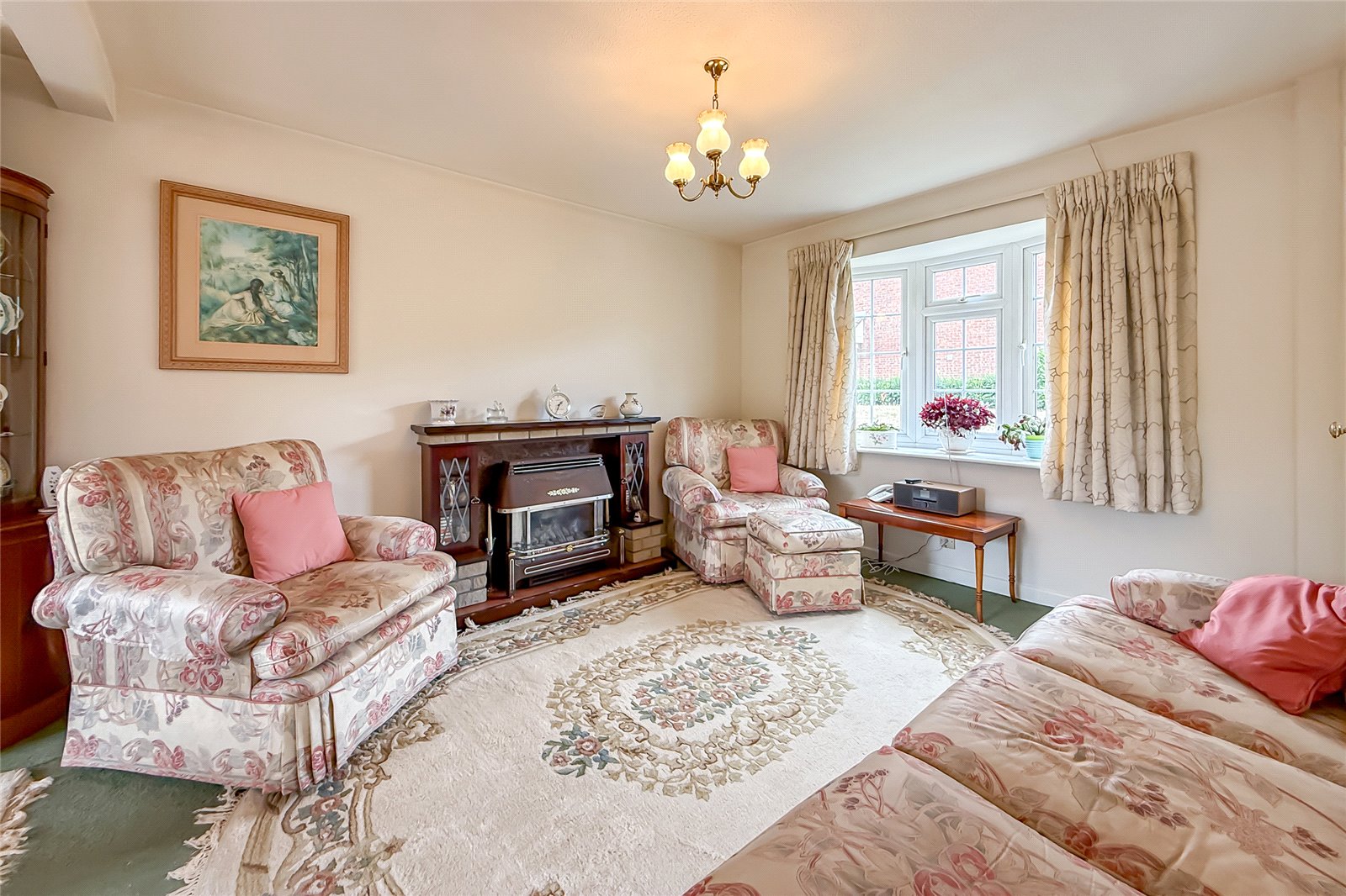 3 bed terraced house for sale in Ashby Gardens, St. Albans, Hertfordshire, AL1  - Property Image 4