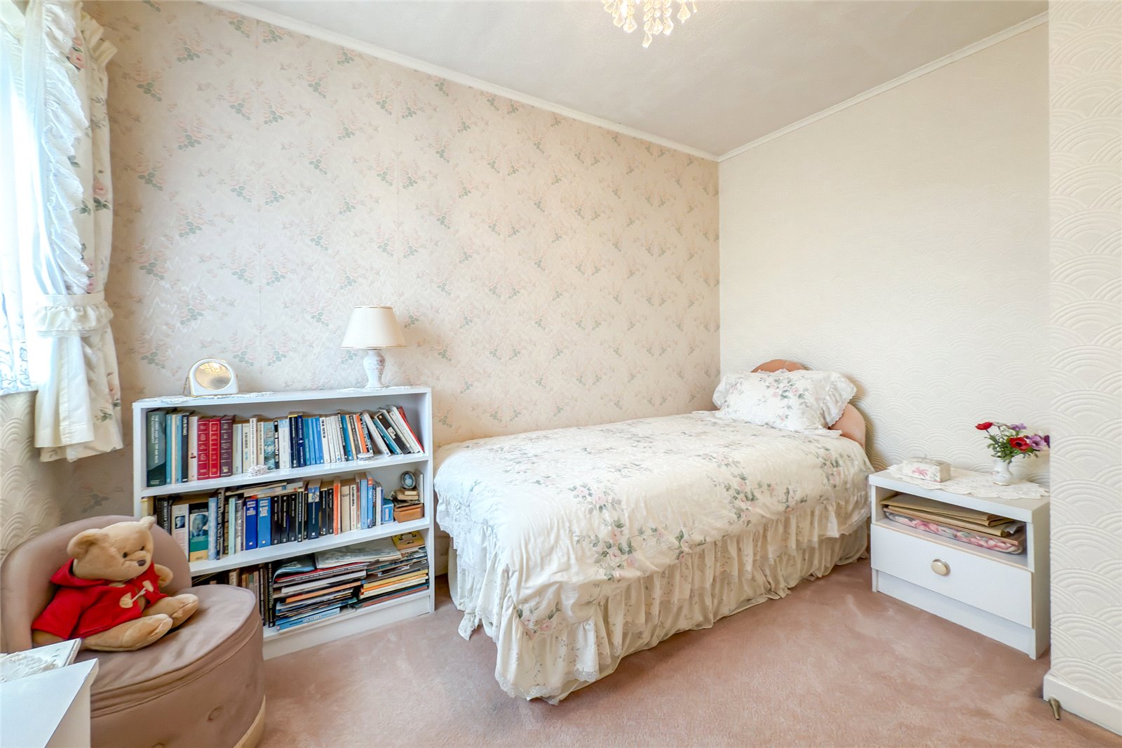 3 bed terraced house for sale in Ashby Gardens, St. Albans, Hertfordshire, AL1  - Property Image 16