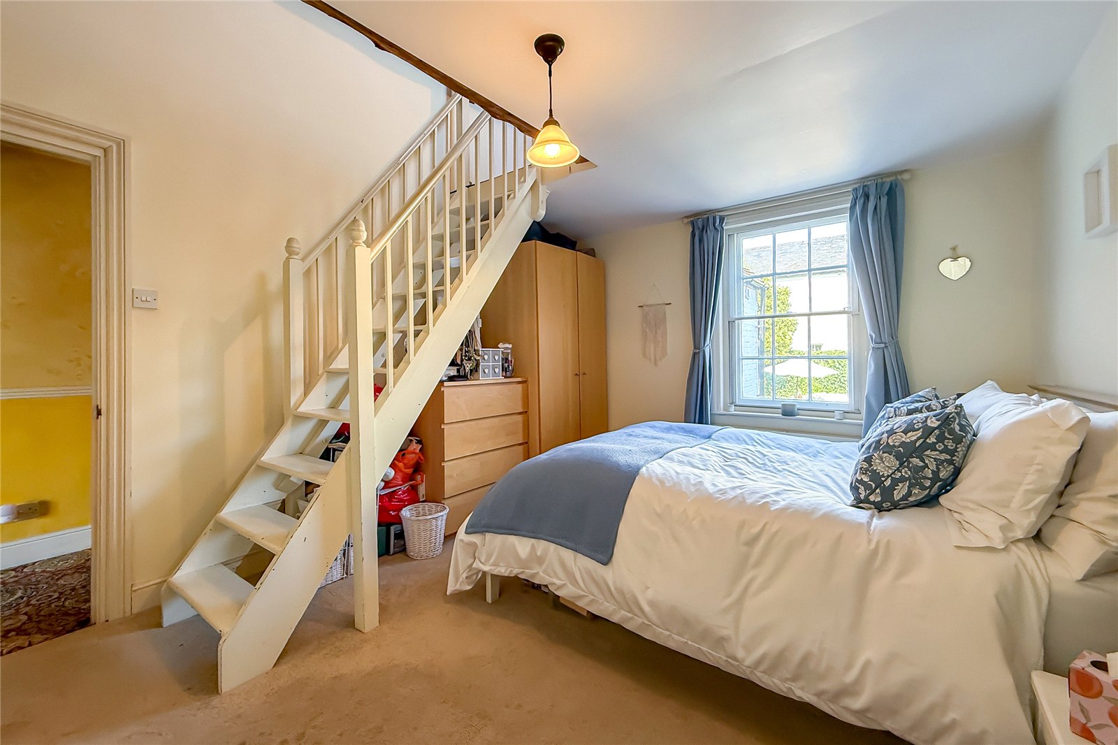 3 bed terraced house for sale in Holywell Hill, St. Albans, Hertfordshire, AL1  - Property Image 10