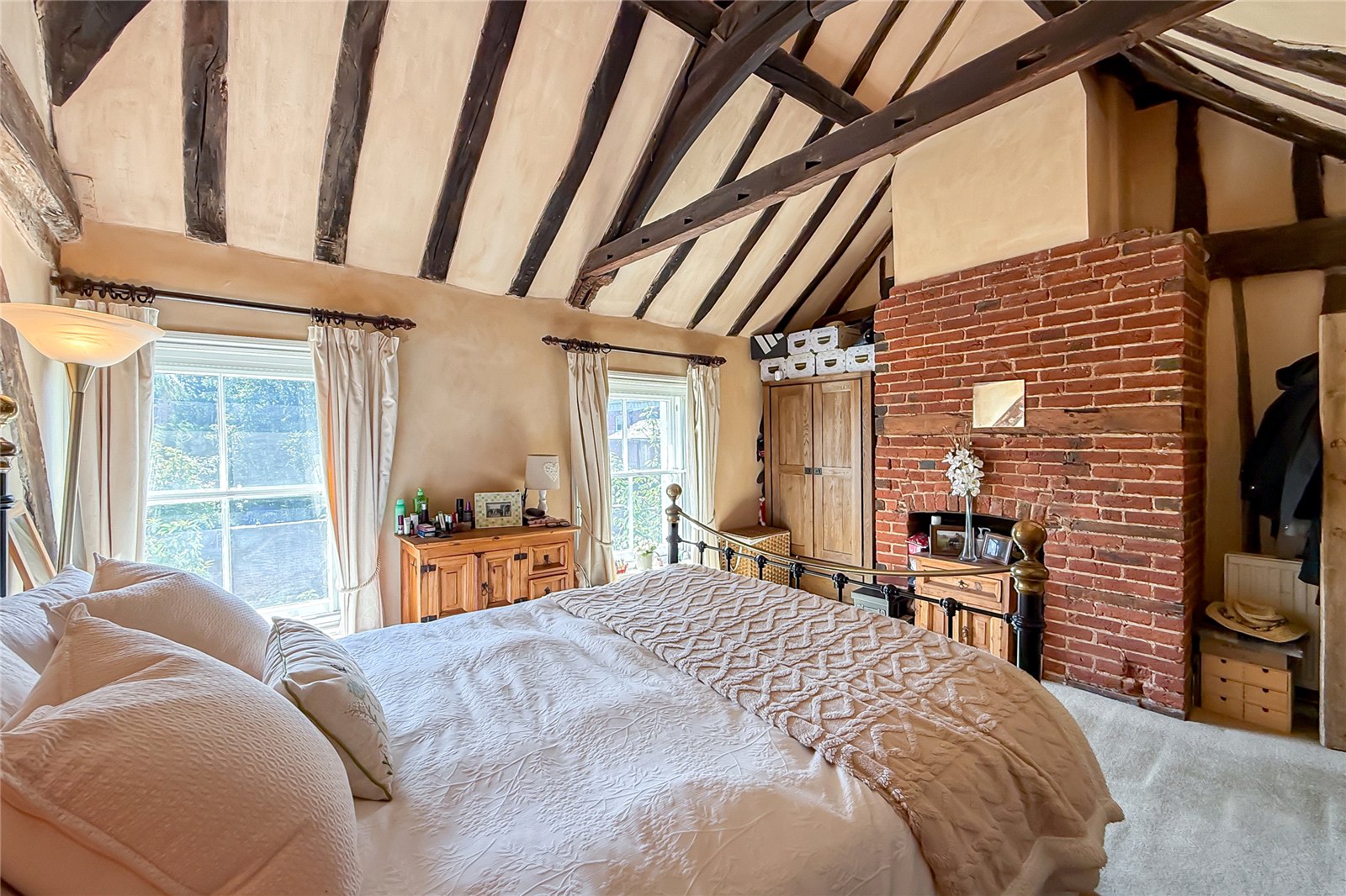 3 bed terraced house for sale in Holywell Hill, St. Albans, Hertfordshire, AL1  - Property Image 6
