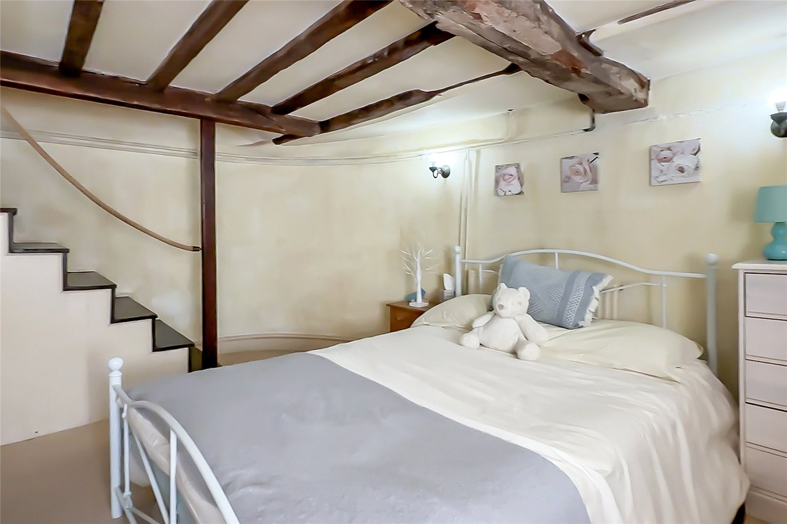 3 bed terraced house for sale in Holywell Hill, St. Albans, Hertfordshire, AL1  - Property Image 25