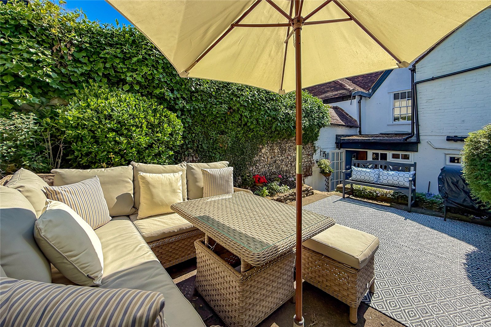 3 bed terraced house for sale in Holywell Hill, St. Albans, Hertfordshire, AL1  - Property Image 28