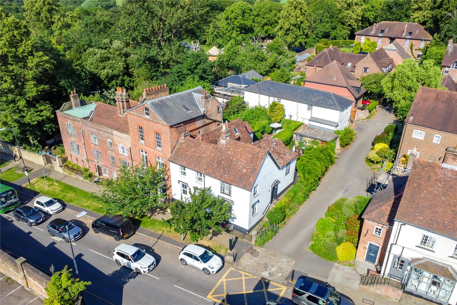 3 bed terraced house for sale in Holywell Hill, St. Albans, Hertfordshire, AL1  - Property Image 29