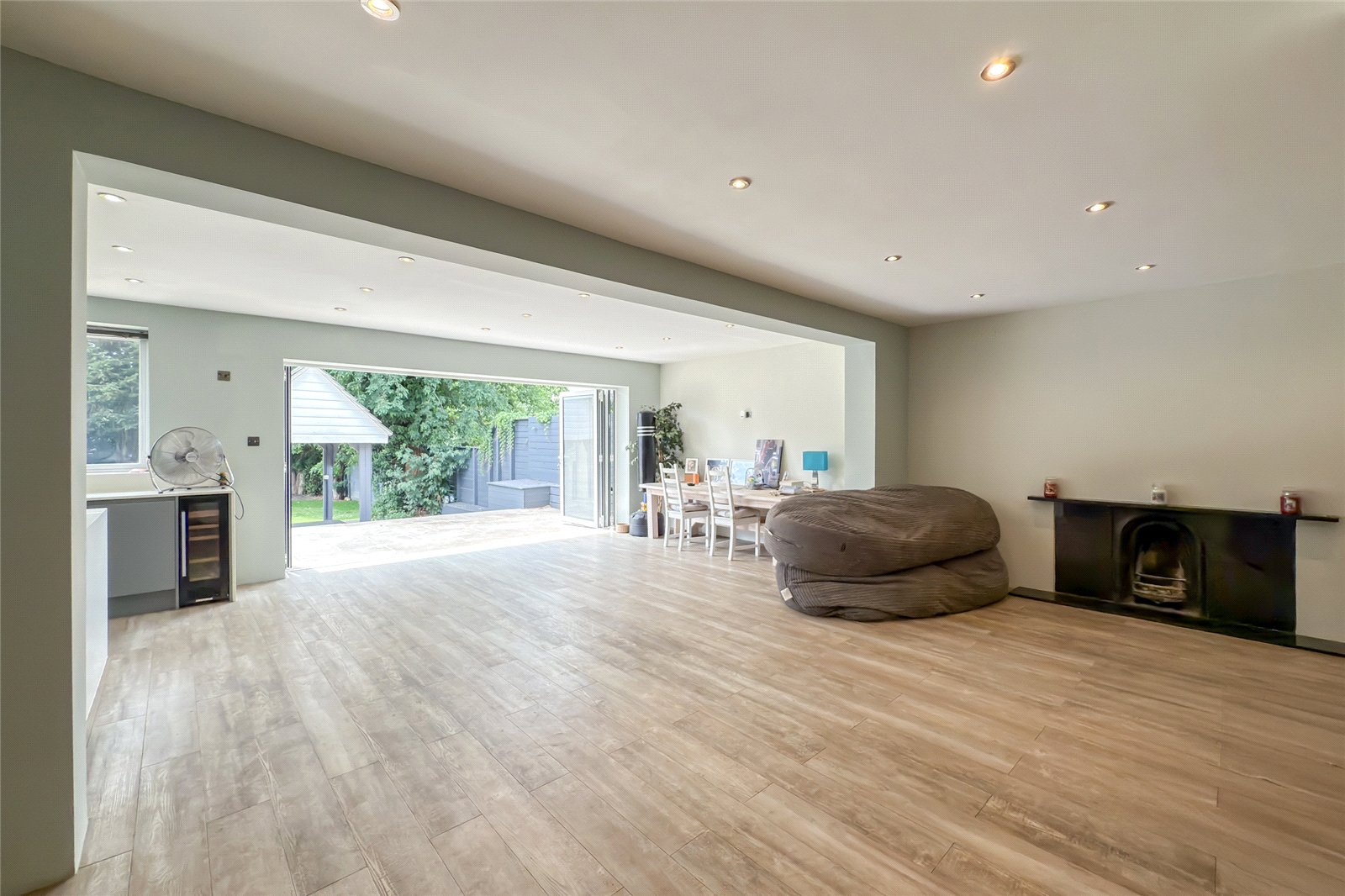 5 bed detached house for sale in Tippendell Lane, Park Street, St. Albans, Hertfordshire, AL2 - Property Image 3