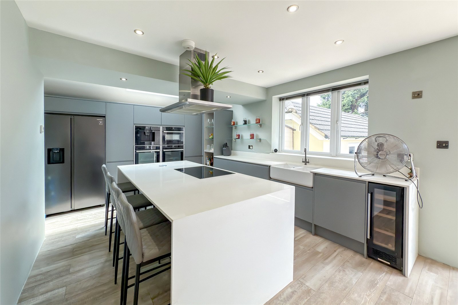 5 bed detached house for sale in Tippendell Lane, Park Street, St. Albans, Hertfordshire, AL2 - Property Image 5