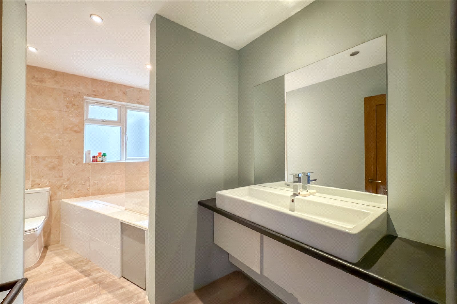 5 bed detached house for sale in Tippendell Lane, Park Street, St. Albans, Hertfordshire, AL2 - Property Image 11