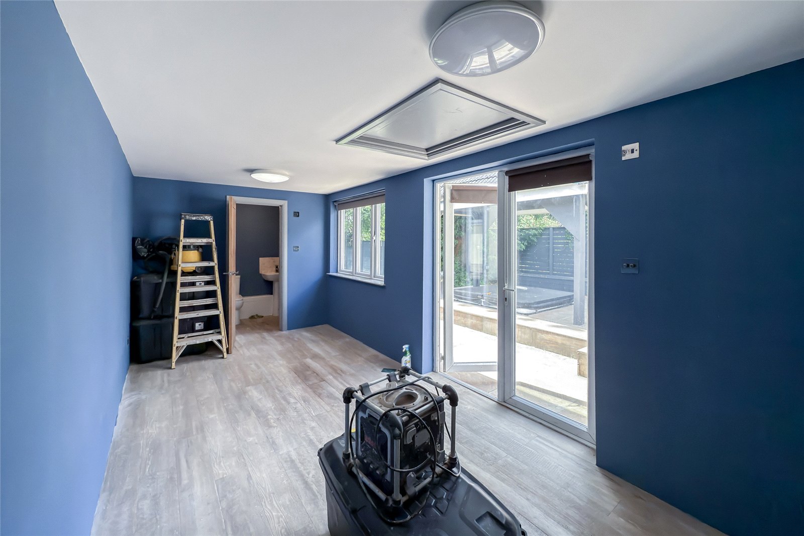 5 bed detached house for sale in Tippendell Lane, Park Street, St. Albans, Hertfordshire, AL2 - Property Image 14