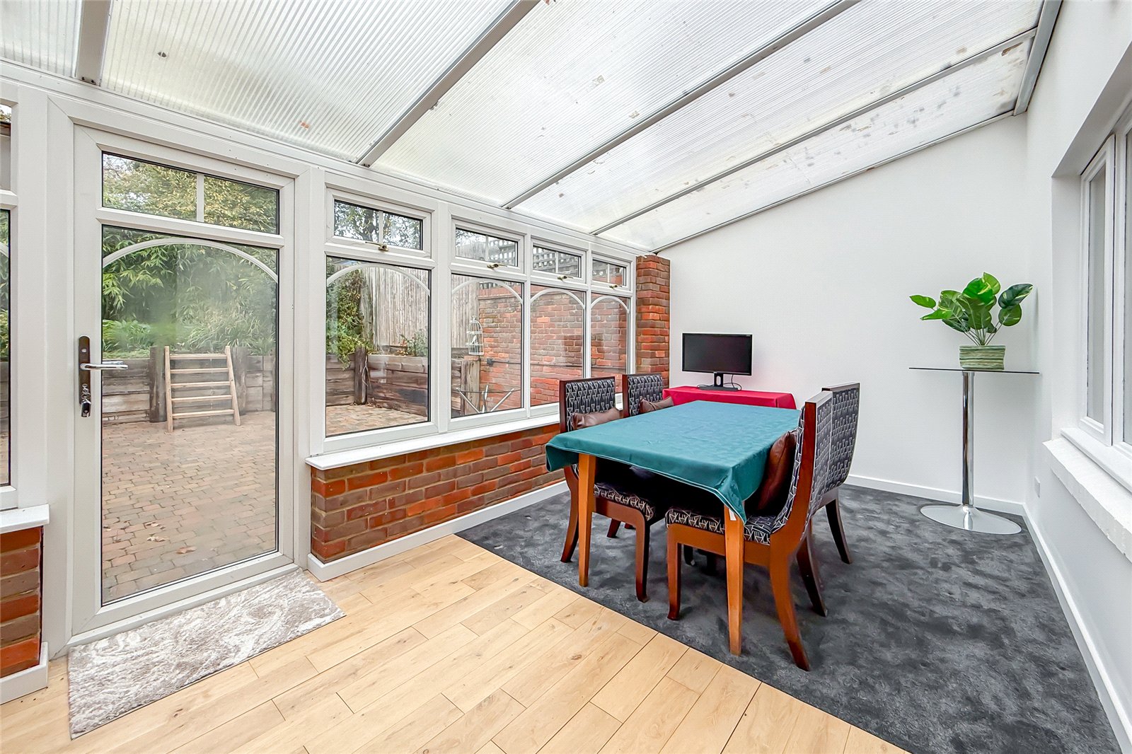 3 bed terraced house for sale in Richard Stagg Close, St. Albans, Hertfordshire, AL1 - Property Image 5