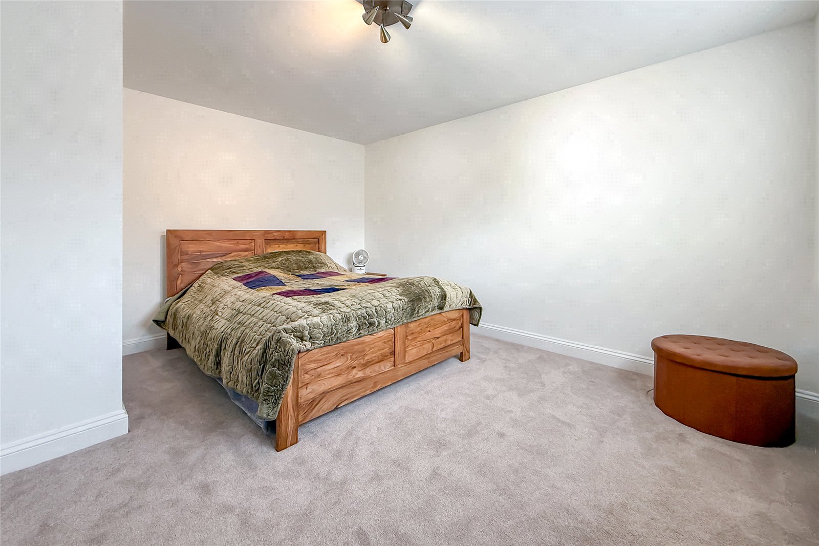 3 bed terraced house for sale in Richard Stagg Close, St. Albans, Hertfordshire, AL1 - Property Image 6