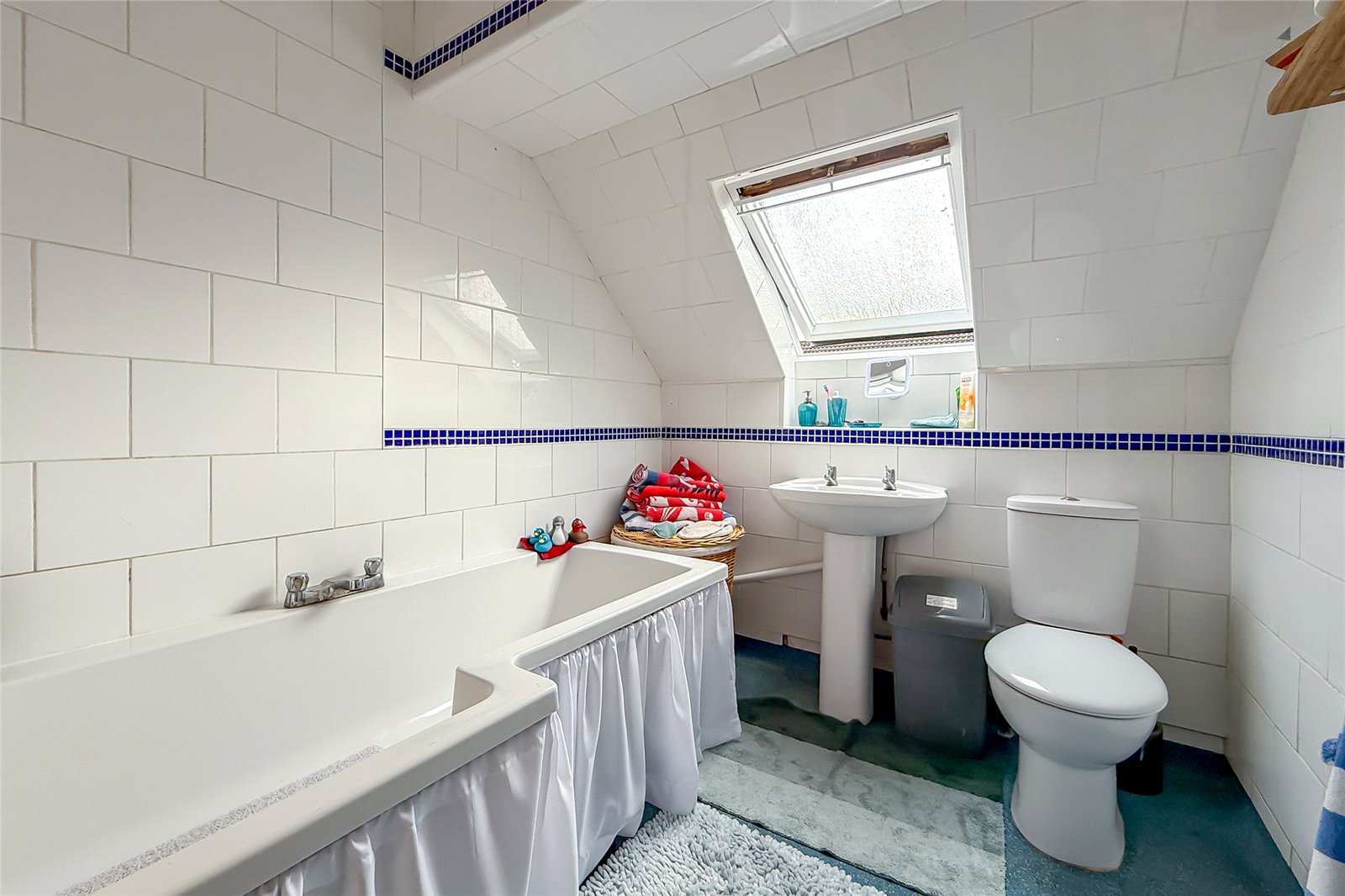 3 bed terraced house for sale in Richard Stagg Close, St. Albans, Hertfordshire, AL1 - Property Image 8