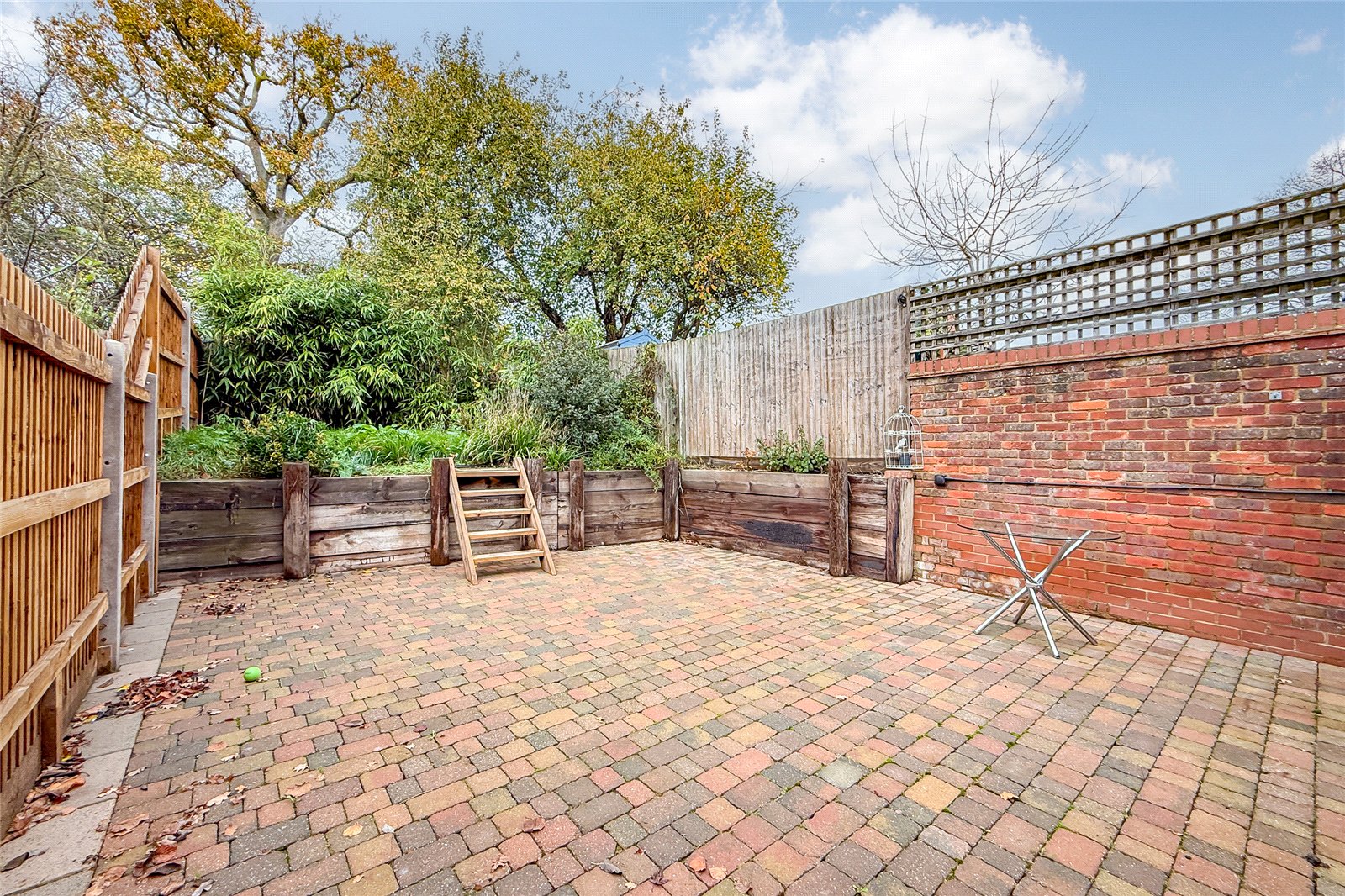 3 bed terraced house for sale in Richard Stagg Close, St. Albans, Hertfordshire, AL1 - Property Image 10
