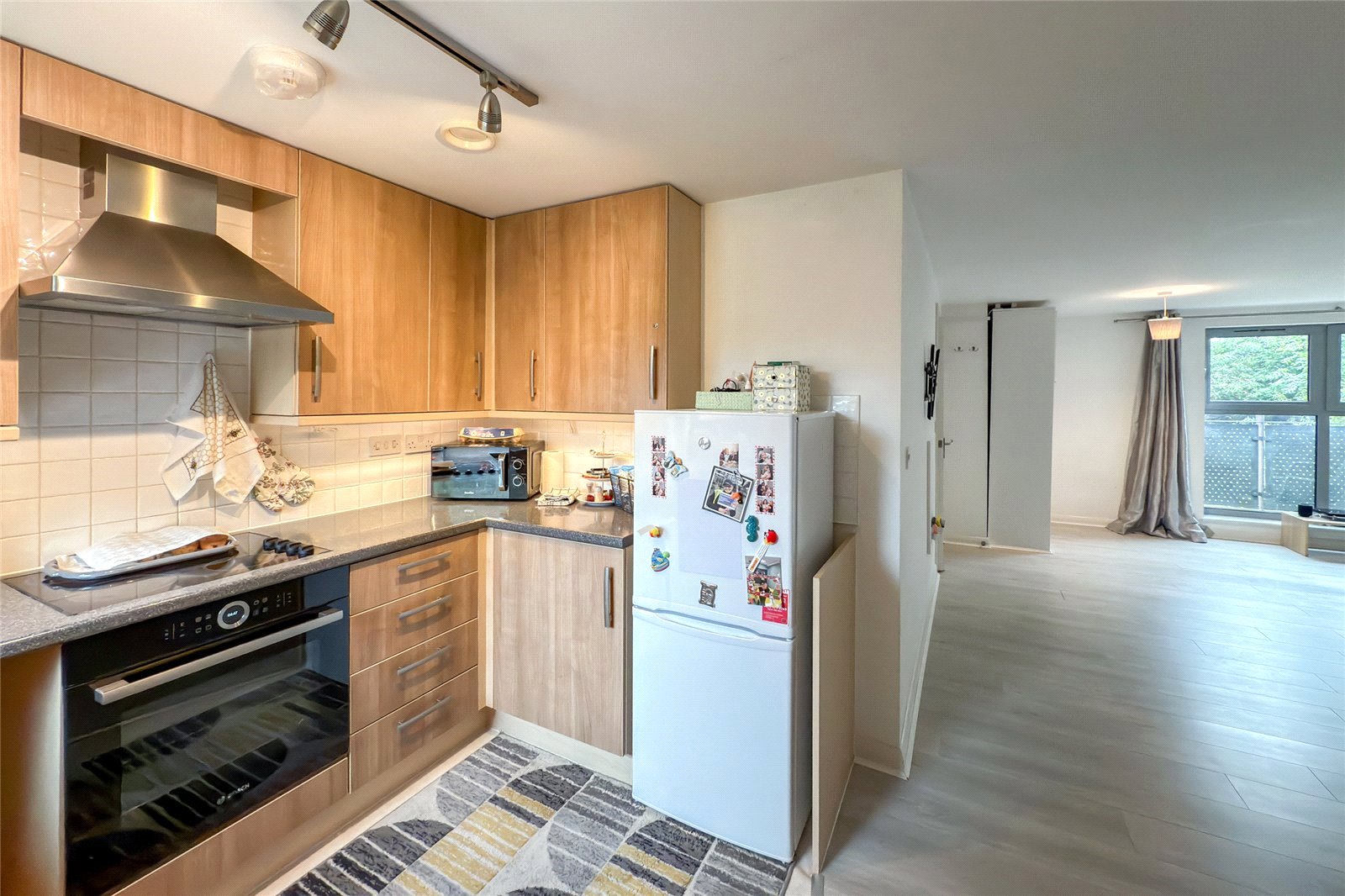 2 bed ground floor flat for sale in Davy House, Charrington Place, St. Albans, Hertfordshire, AL1 - Property Image 11