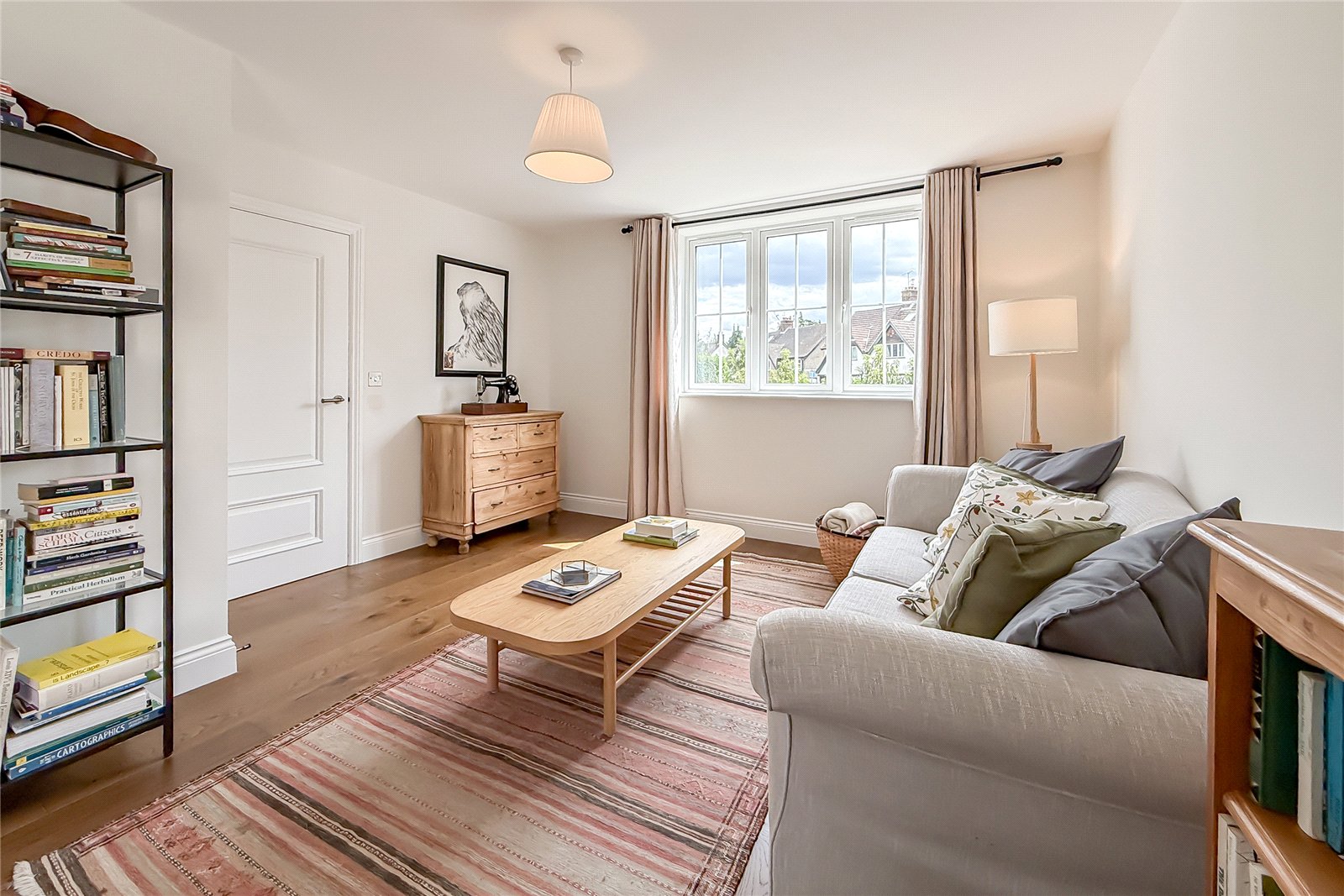 5 bed detached house for sale in Breakspear Avenue, St. Albans, Hertfordshire, AL1 - Property Image 2