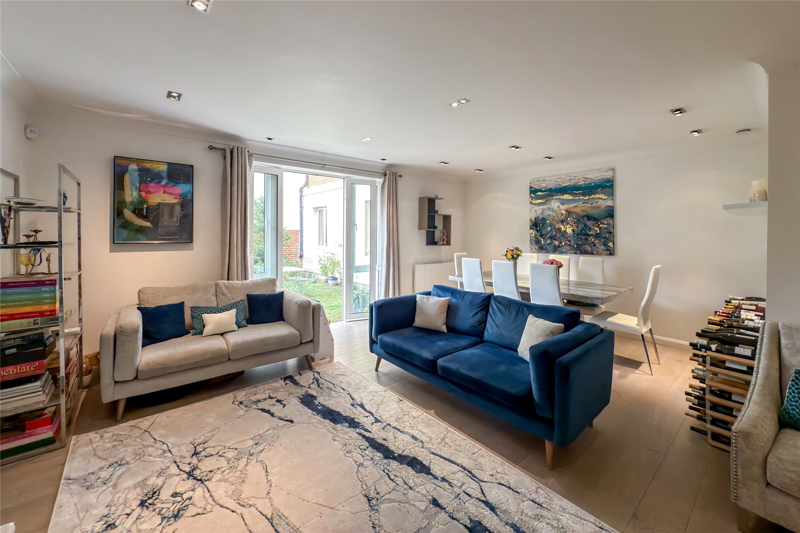 2 bed ground floor flat for sale in Benedictine Place, 25 London Road, St. Albans, Hertfordshire, AL1  - Property Image 1