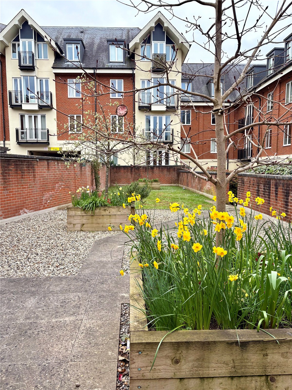 2 bed ground floor flat for sale in Benedictine Place, 25 London Road, St. Albans, Hertfordshire, AL1  - Property Image 10