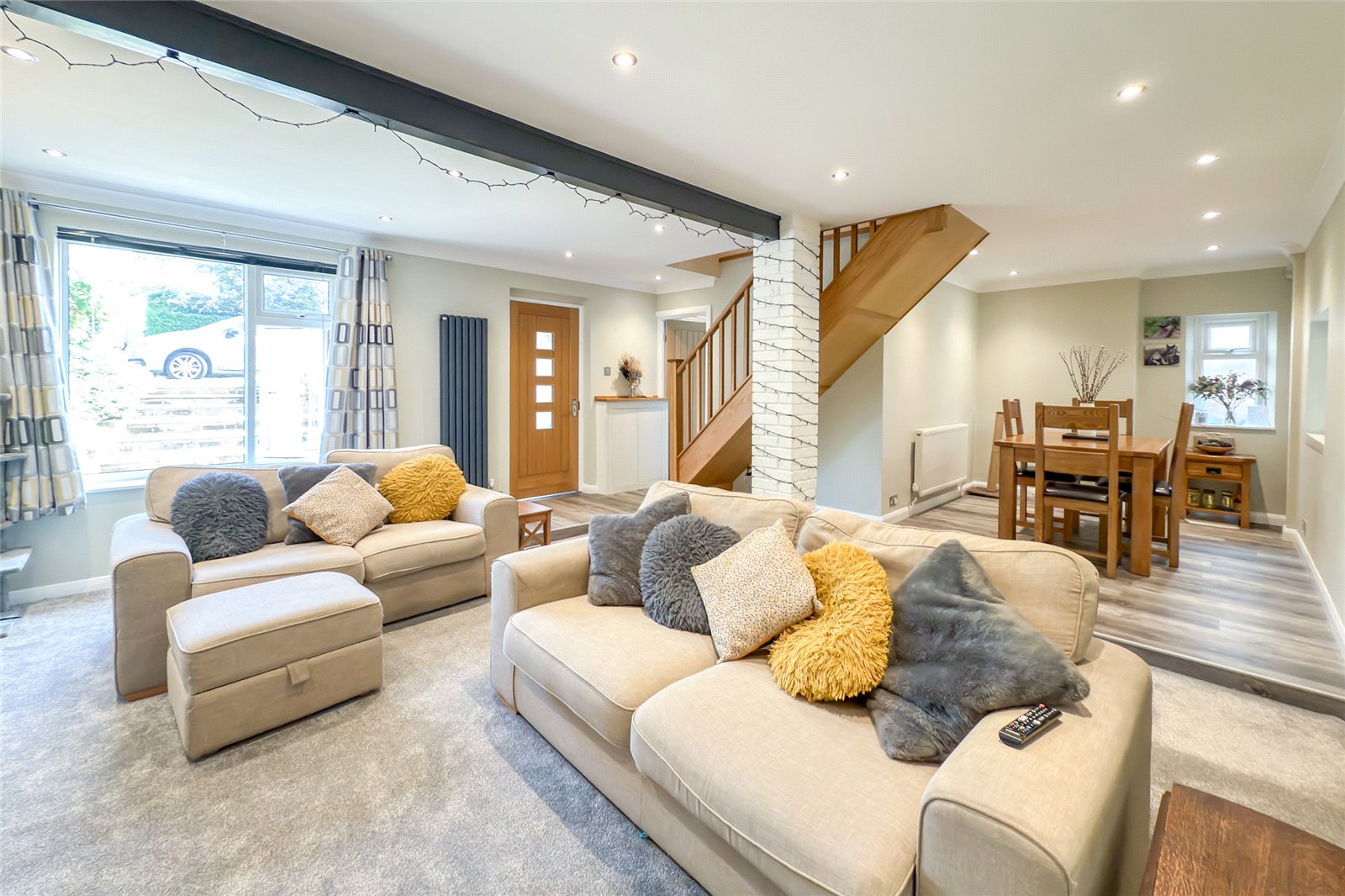 4 bed detached house for sale in Mount Drive, Park Street, St. Albans, Hertfordshire, AL2  - Property Image 2