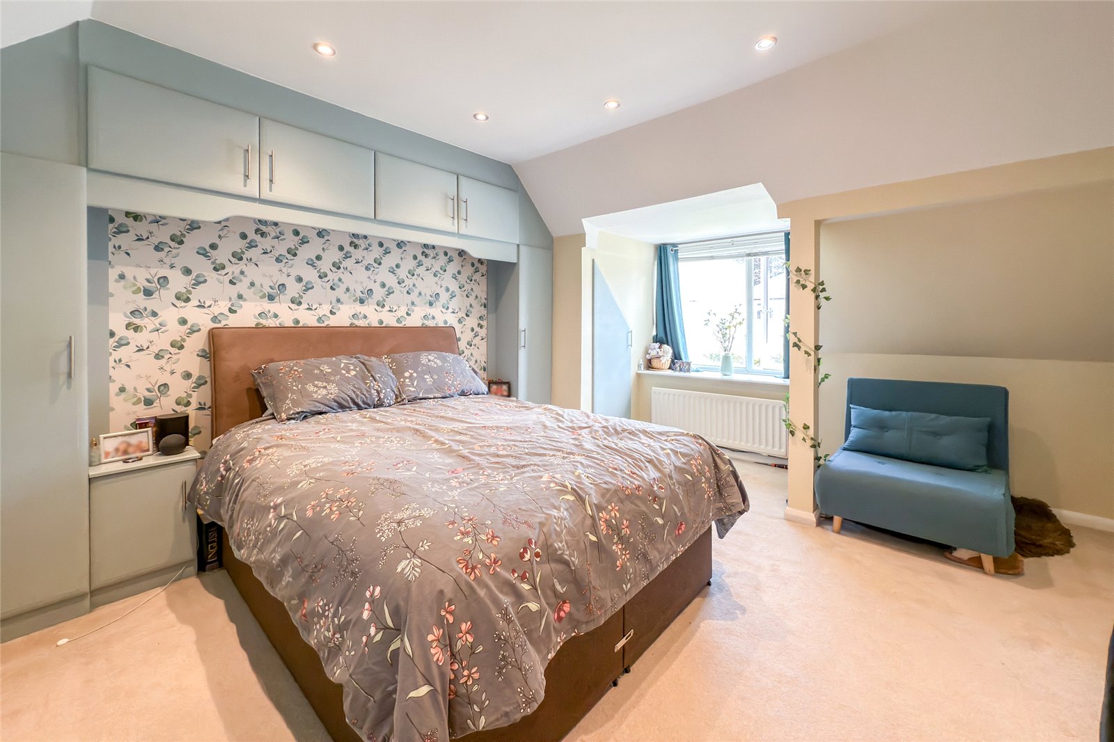 4 bed detached house for sale in Mount Drive, Park Street, St. Albans, Hertfordshire, AL2  - Property Image 11