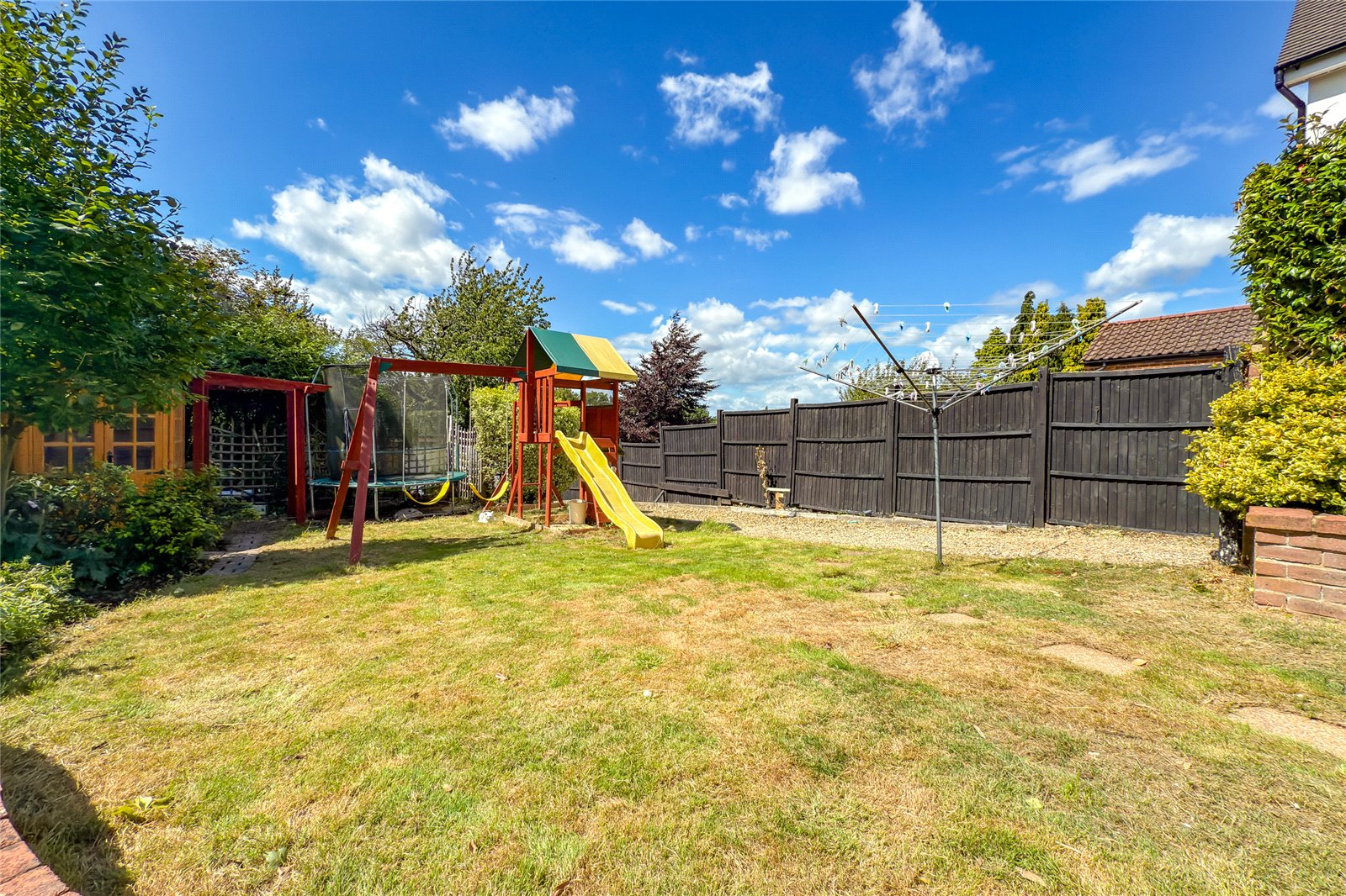4 bed detached house for sale in Mount Drive, Park Street, St. Albans, Hertfordshire, AL2  - Property Image 13