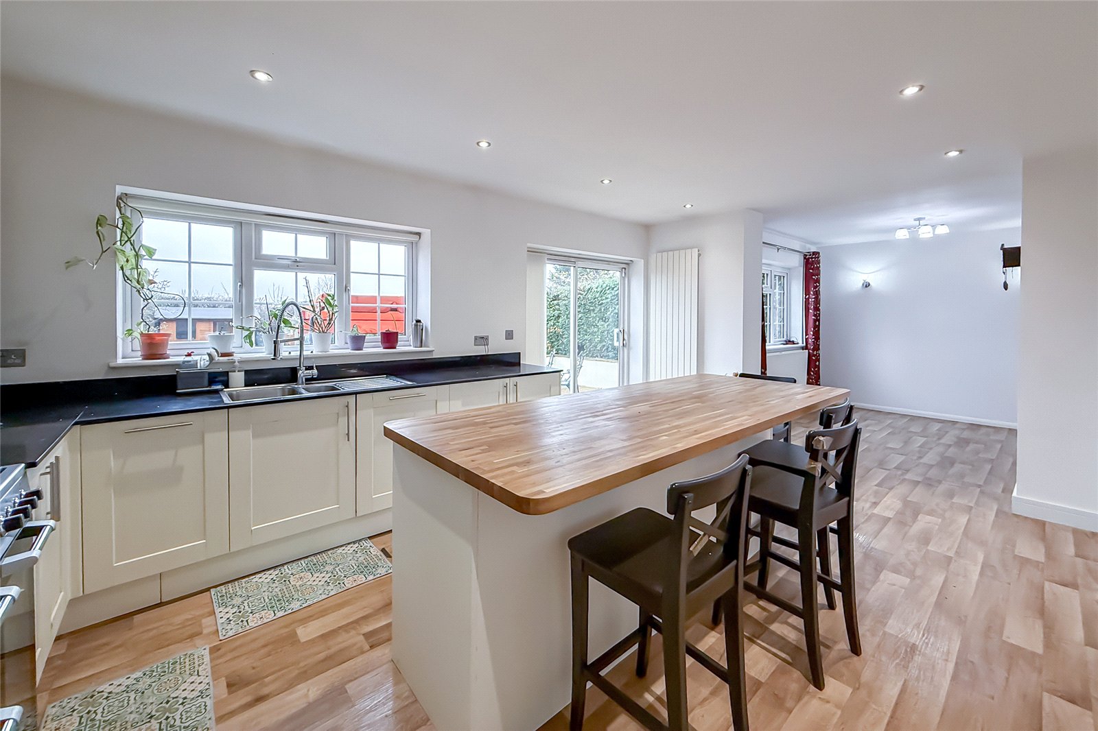 5 bed semi-detached house to rent in The Ridgeway, St. Albans, Hertfordshire, AL4  - Property Image 6
