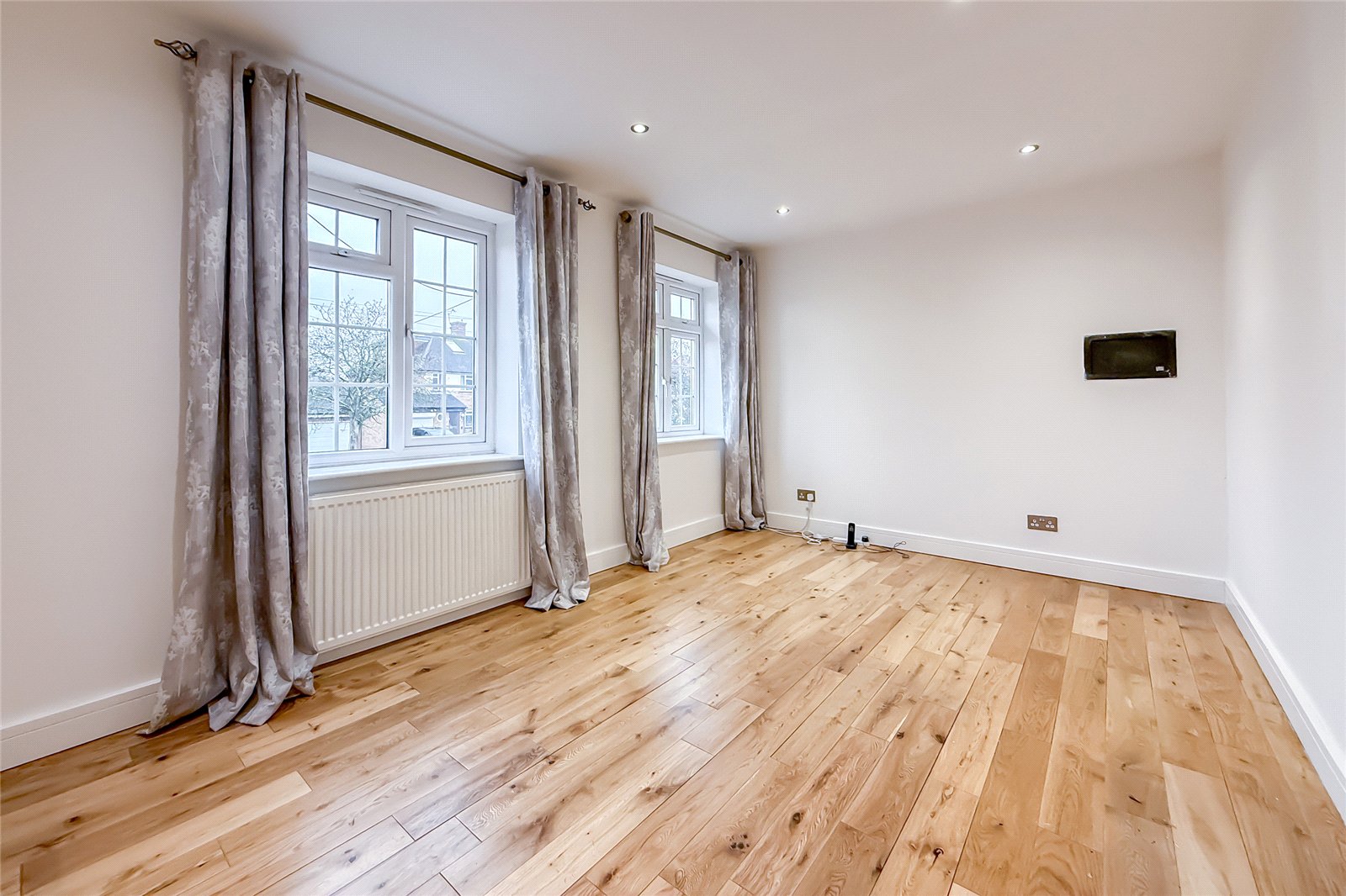 5 bed semi-detached house to rent in The Ridgeway, St. Albans, Hertfordshire, AL4  - Property Image 11