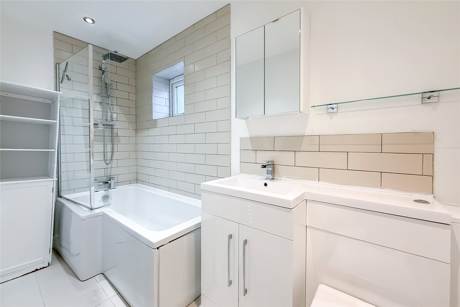 5 bed semi-detached house to rent in The Ridgeway, St. Albans, Hertfordshire, AL4  - Property Image 14