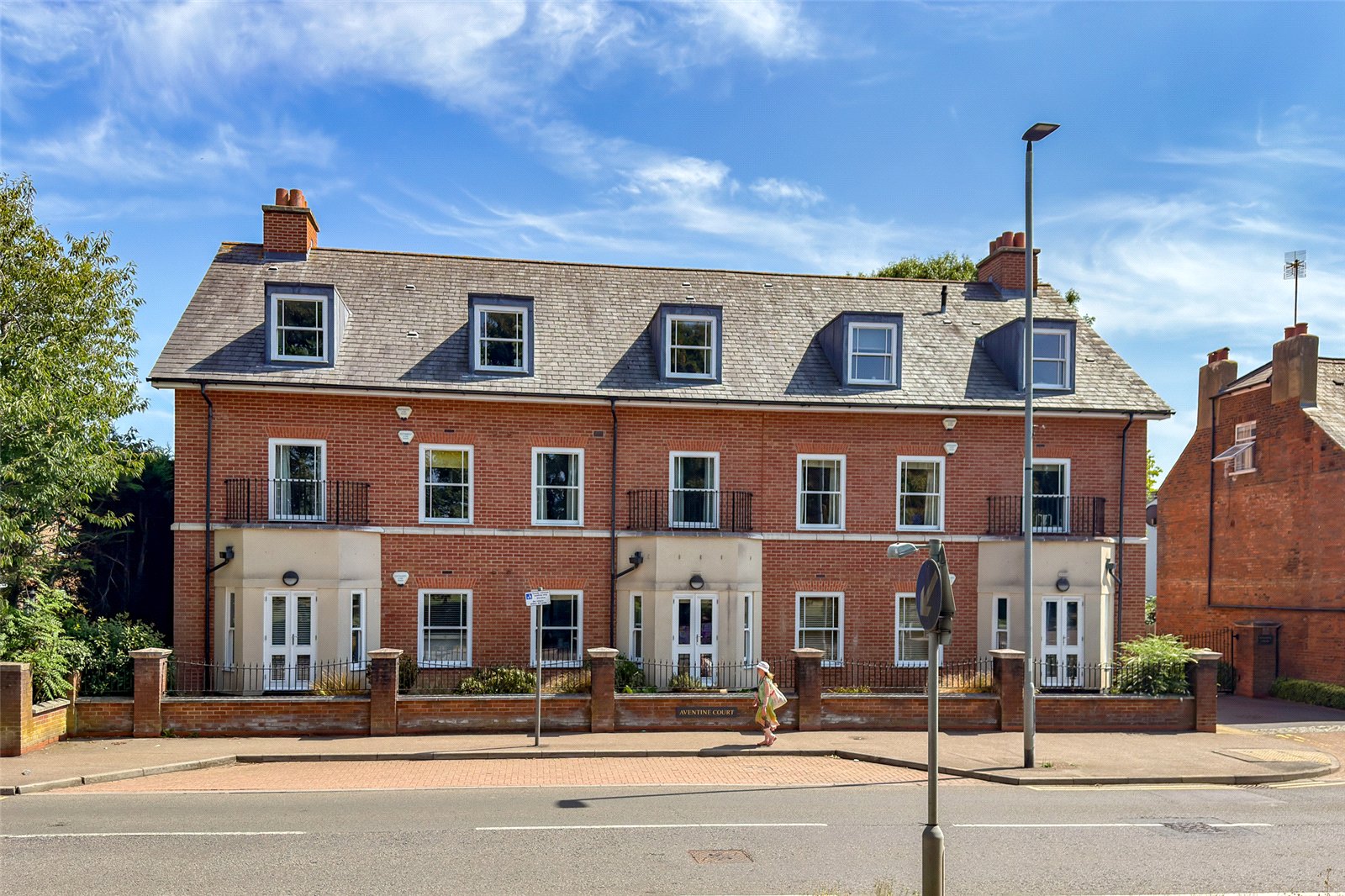 2 bed ground floor flat for sale in Aventine Court, 101 Holywell Hill, St. Albans, Hertfordshire, AL1  - Property Image 1