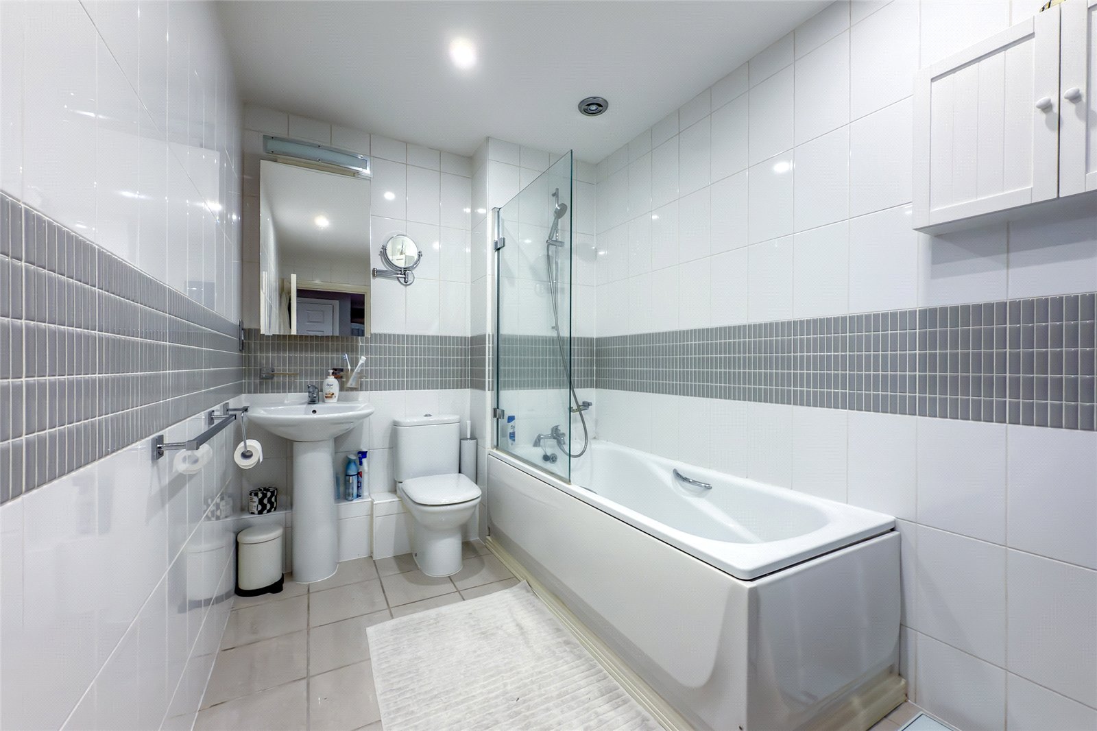 2 bed ground floor flat for sale in Aventine Court, 101 Holywell Hill, St. Albans, Hertfordshire, AL1  - Property Image 9