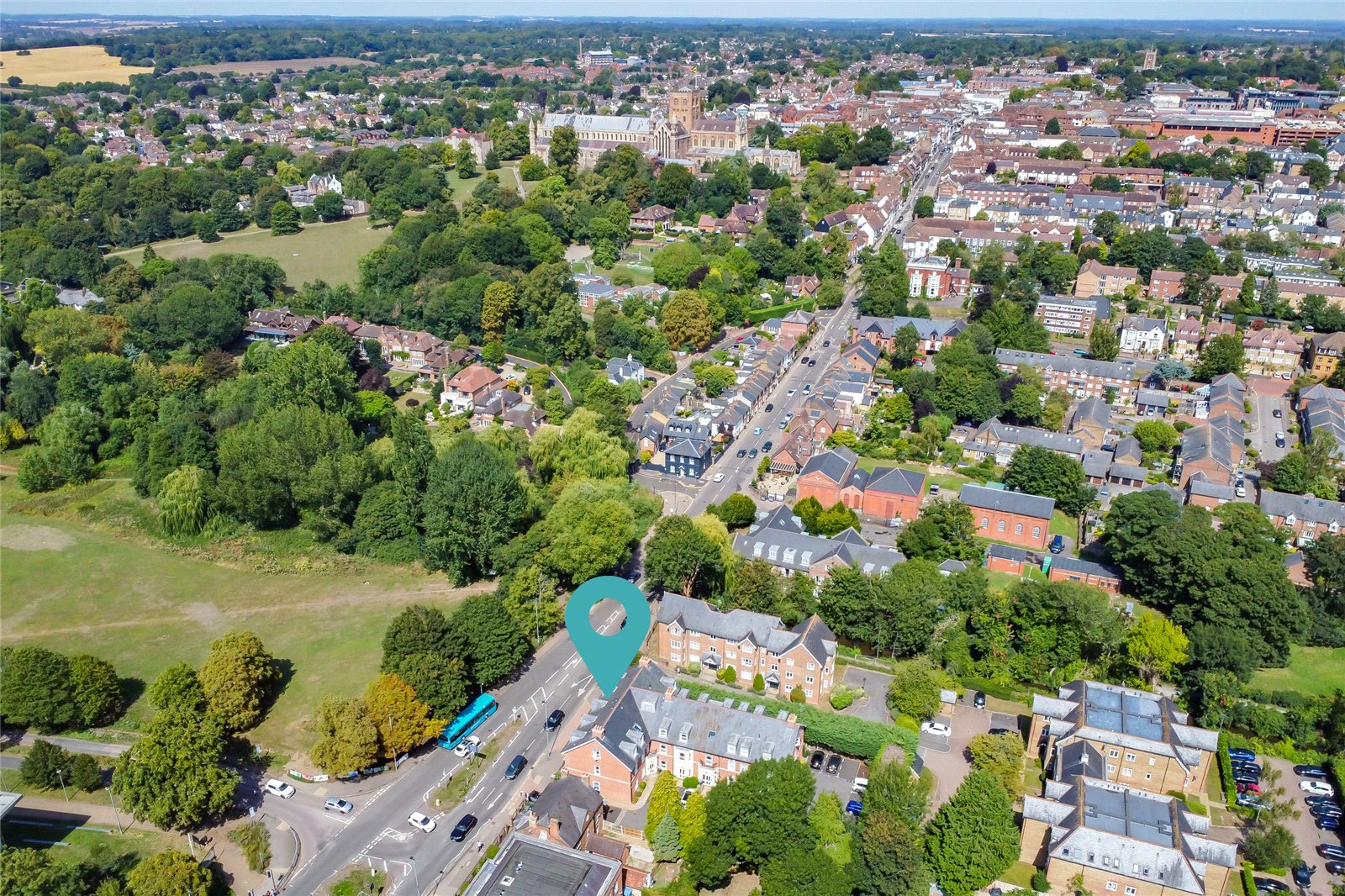 2 bed ground floor flat for sale in Aventine Court, 101 Holywell Hill, St. Albans, Hertfordshire, AL1  - Property Image 11