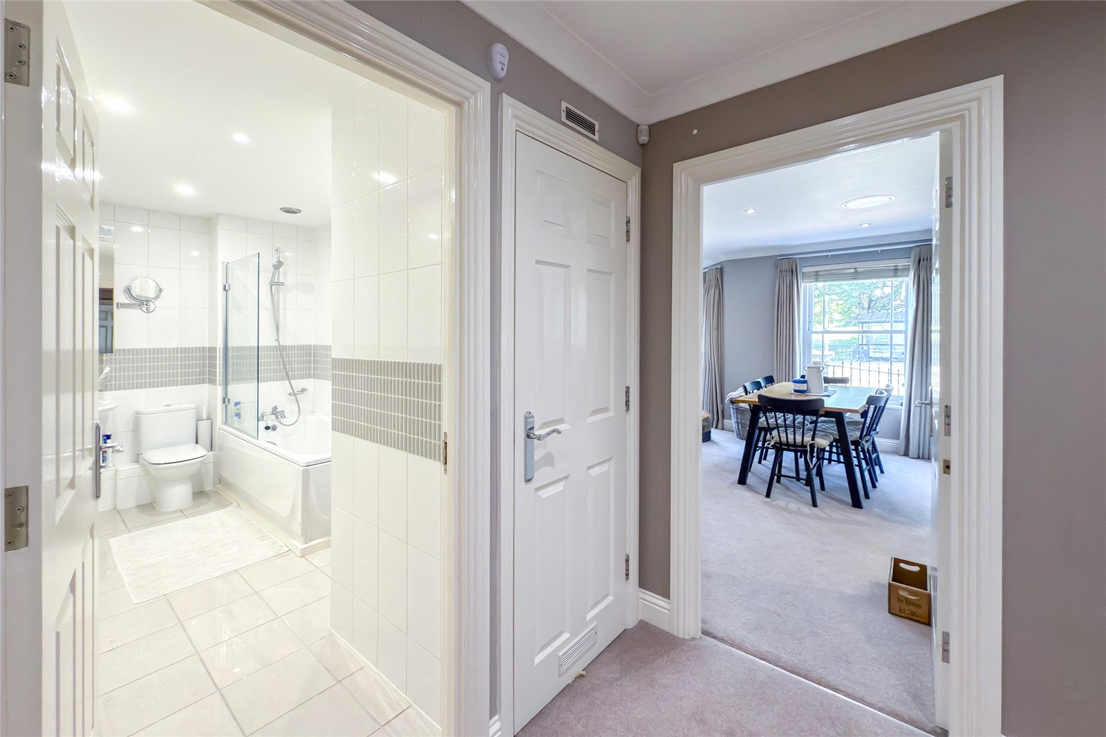 2 bed ground floor flat for sale in Aventine Court, 101 Holywell Hill, St. Albans, Hertfordshire, AL1  - Property Image 14