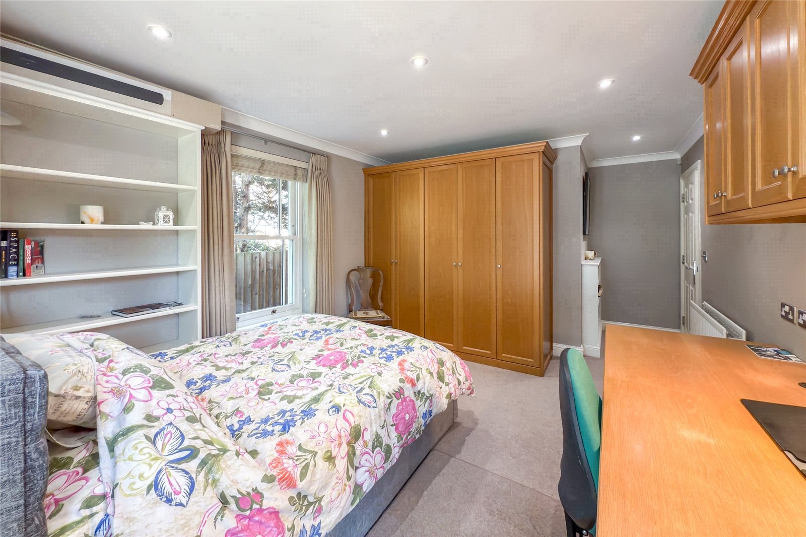 2 bed ground floor flat for sale in Aventine Court, 101 Holywell Hill, St. Albans, Hertfordshire, AL1  - Property Image 19