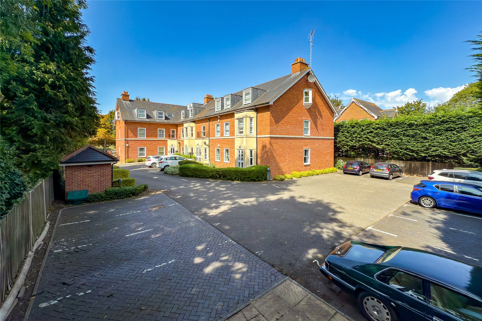 2 bed ground floor flat for sale in Aventine Court, 101 Holywell Hill, St. Albans, Hertfordshire, AL1  - Property Image 20