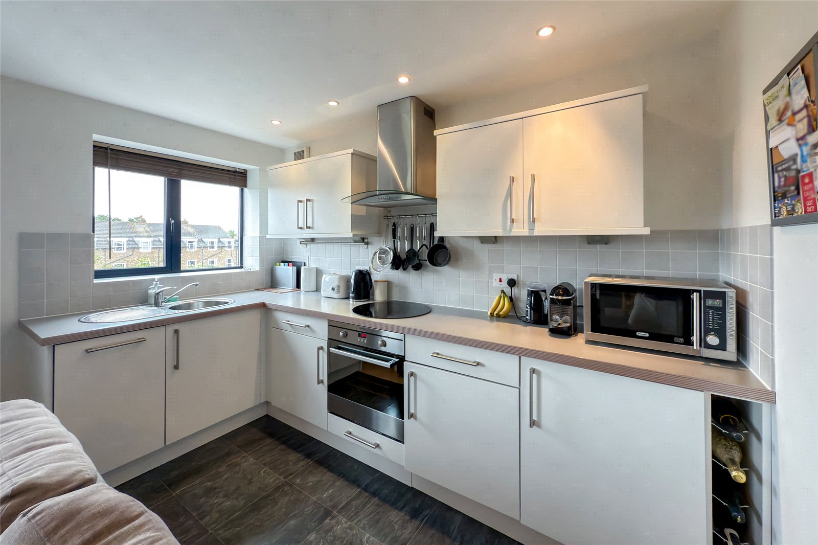 1 bed apartment for sale in Hatfield Road, St. Albans, Hertfordshire, AL1 - Property Image 3