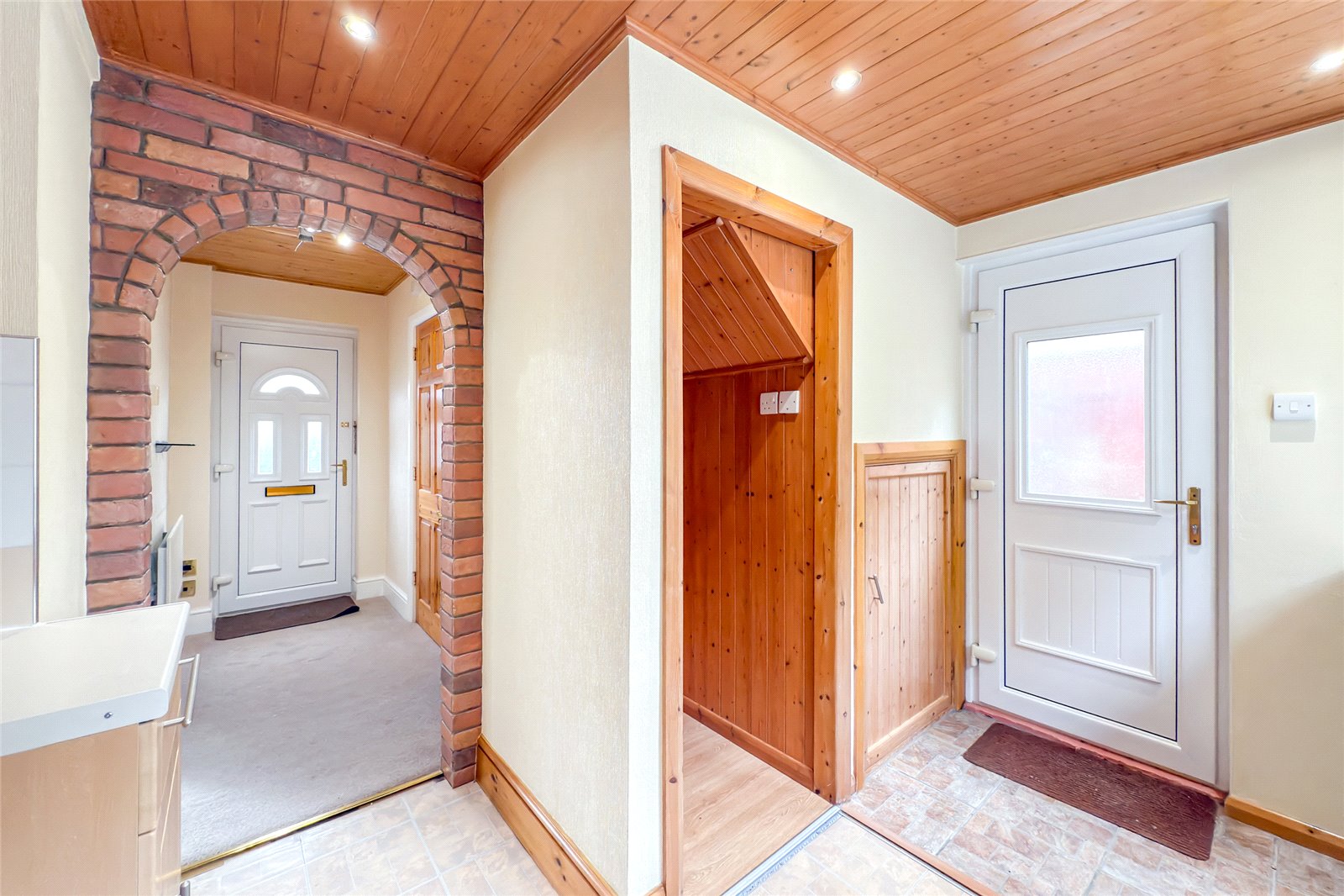 3 bed semi-detached house for sale in Marshall Avenue, St. Albans, Hertfordshire, AL3 - Property Image 13