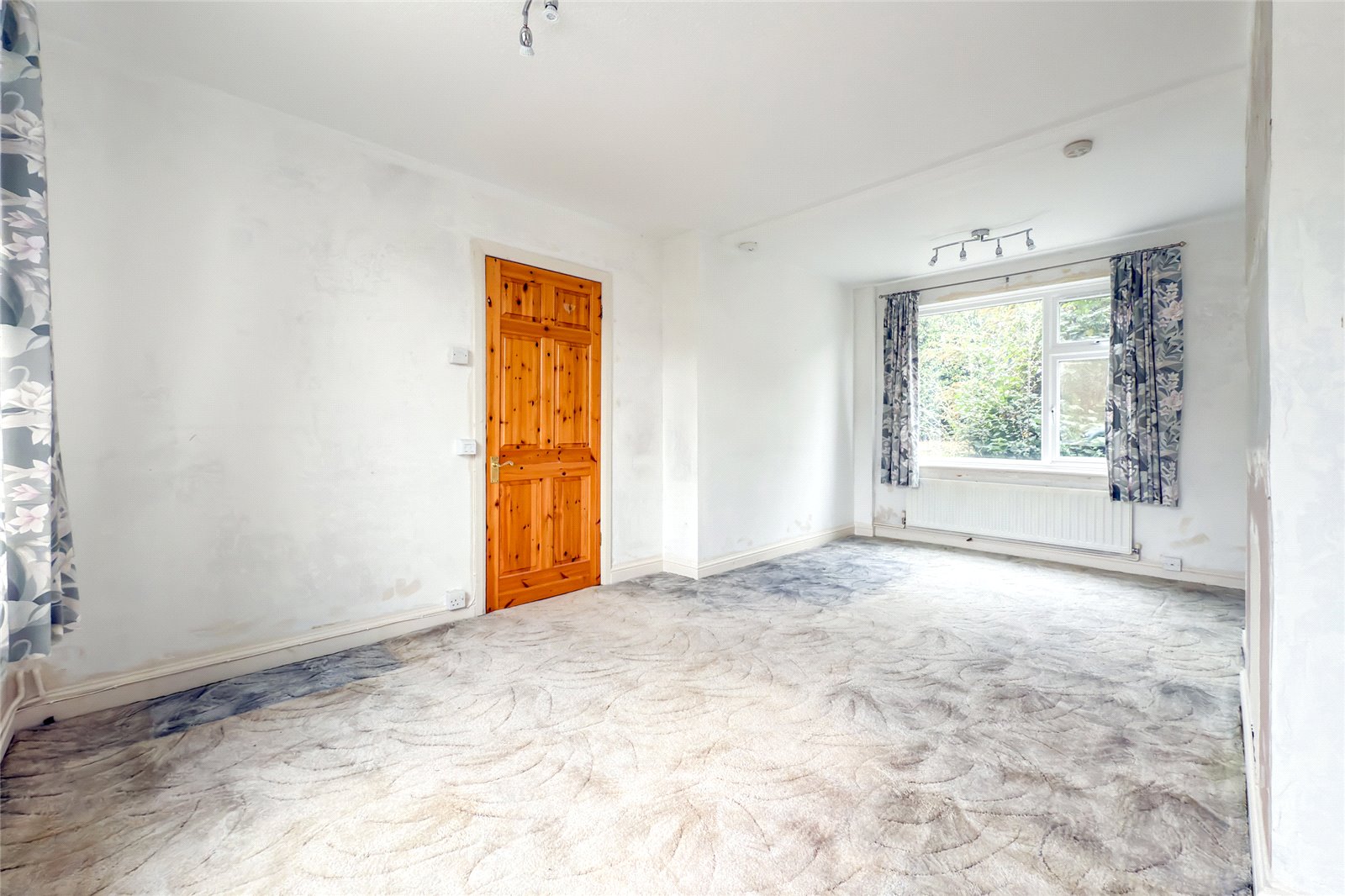 3 bed semi-detached house for sale in Marshall Avenue, St. Albans, Hertfordshire, AL3 - Property Image 14