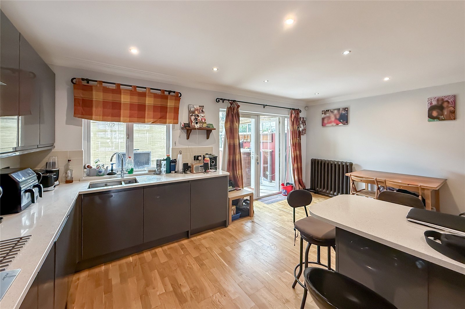 4 bed semi-detached house for sale in Guildford Road, St. Albans, Hertfordshire, AL1  - Property Image 2